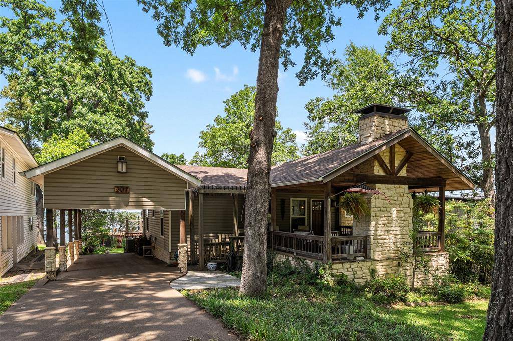 201 Edythe Dee Lane, Mabank, TX 75156