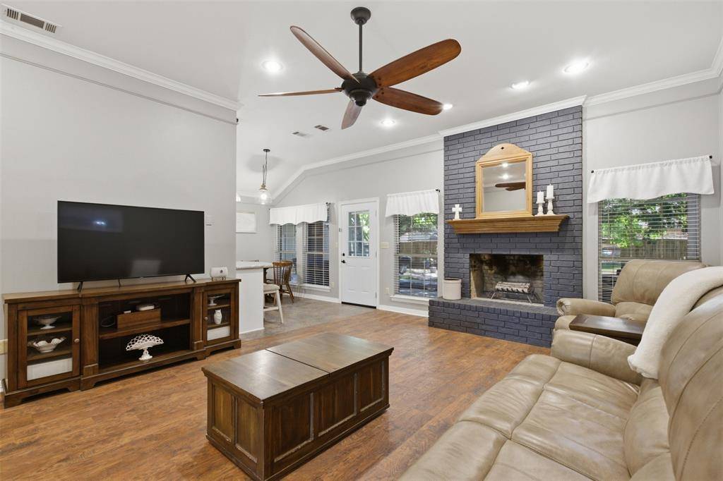 2505 Hillview Court, Denton, TX 76209