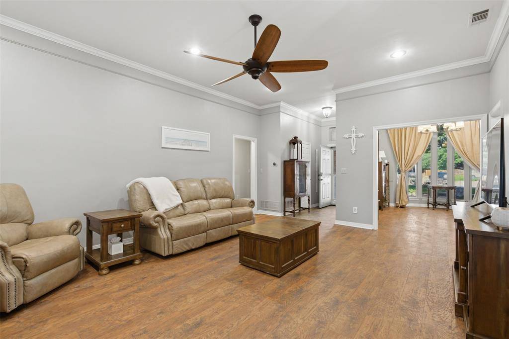 2505 Hillview Court, Denton, TX 76209