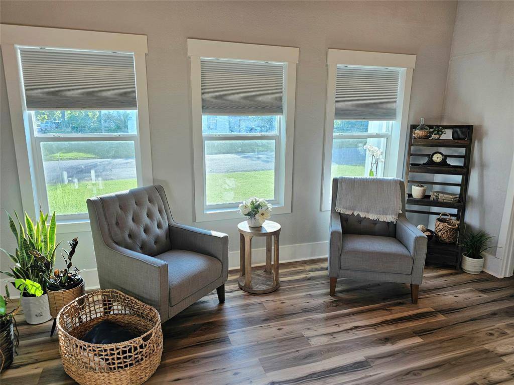 1029 W Shepherd Street, Denison, TX 75020
