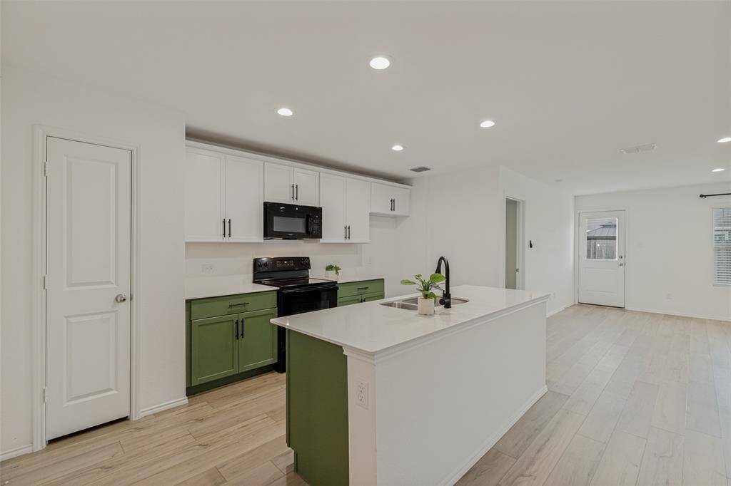 416 Carthage Drive, Princeton, TX 75407