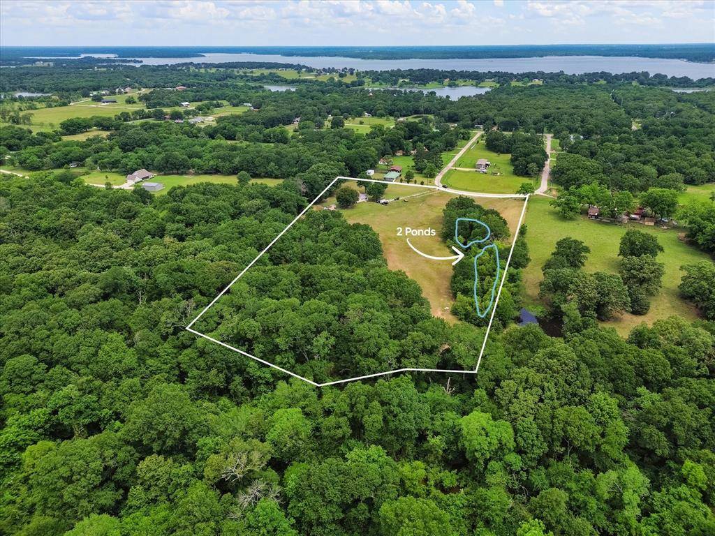 300 Rs County Road 3367, Emory, TX 75440
