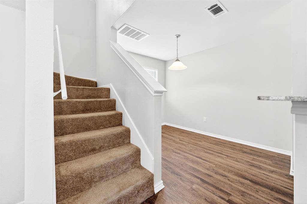 9837 Walnut Street #208, Dallas, TX 75243