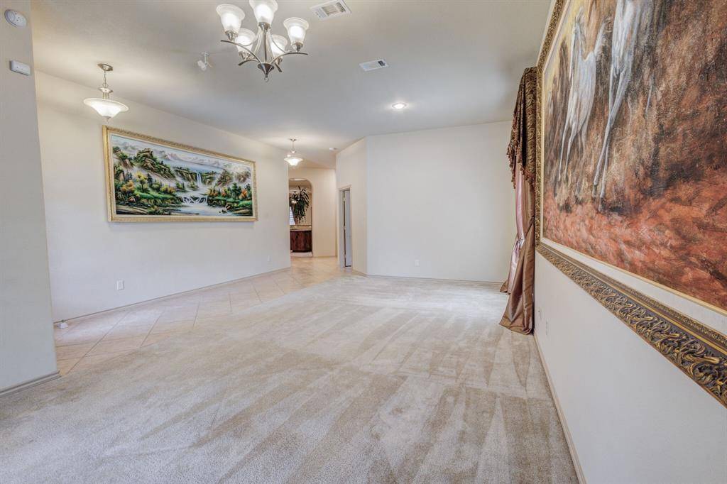 1004 Keats Drive, Desoto, TX 75115