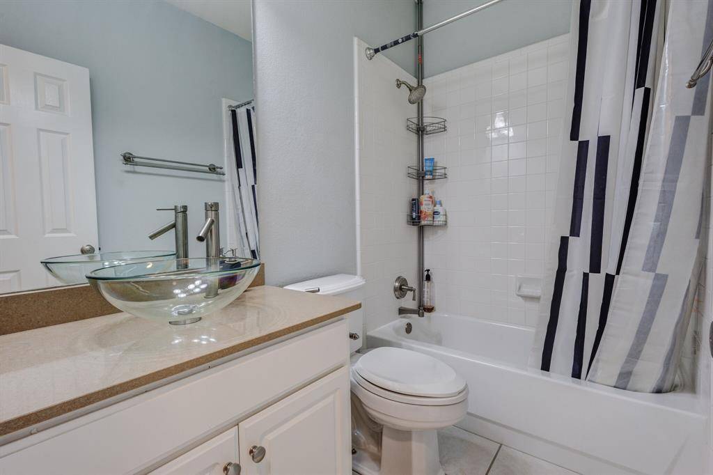 9718 Wolf Creek Drive, Irving, TX 75063