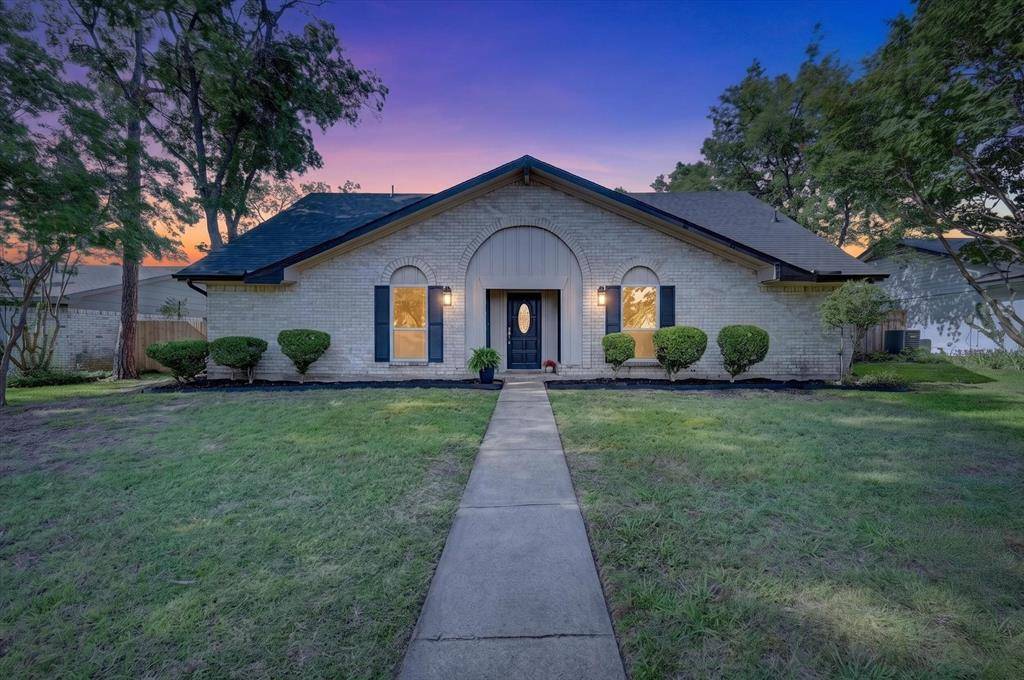 1802 Rainbow Drive, Richardson, TX 75081