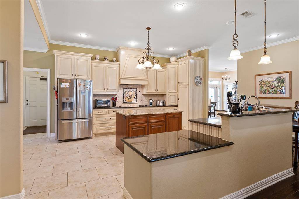 5270 Saddle Ridge Court, Athens, TX 75752