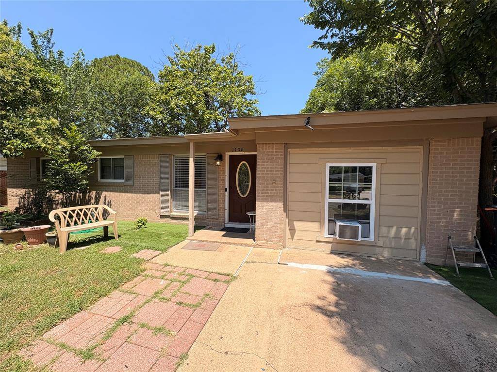 1708 Westcrest Drive, Arlington, TX 76013