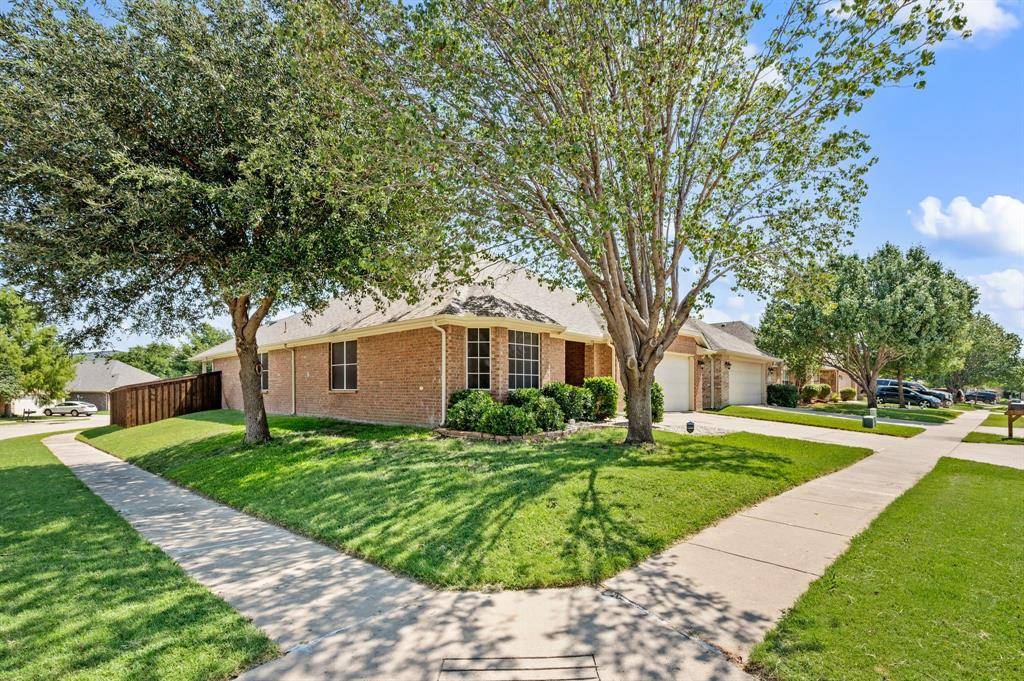2401 Castle Creek Drive, Little Elm, TX 75068