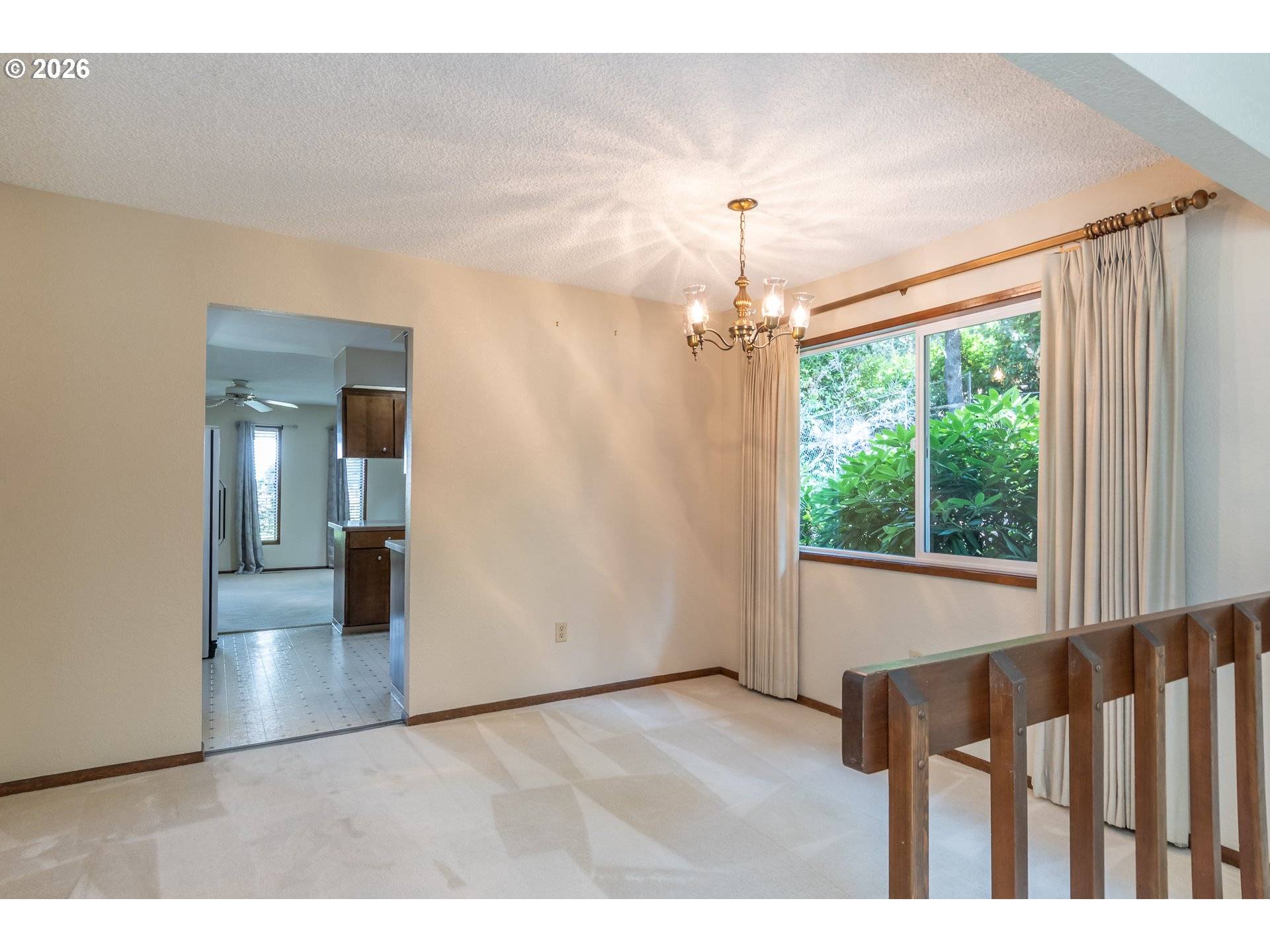 209 NORTH RIVER DR, Roseburg, OR 97470