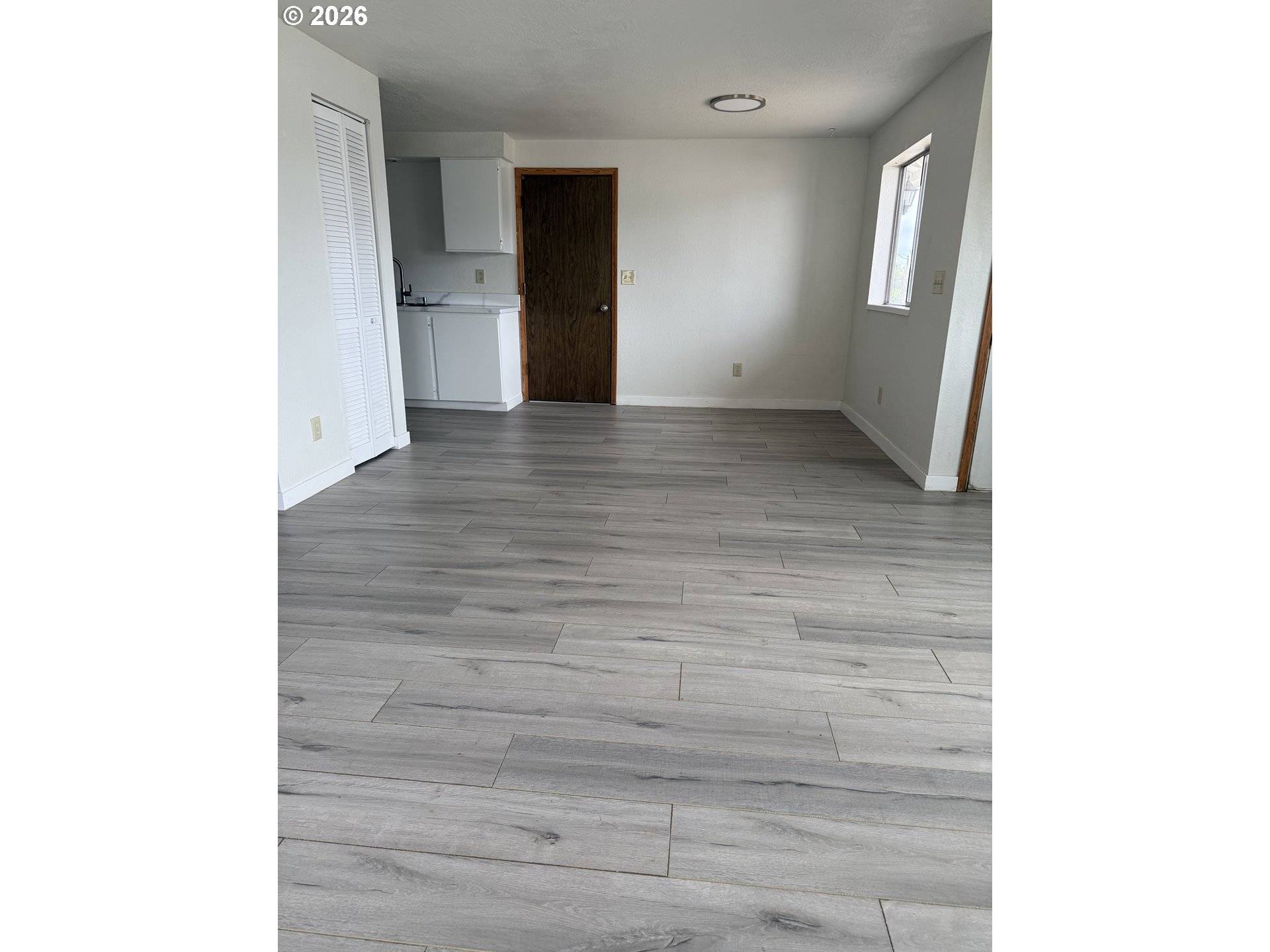 574 E REEDER DR, Hermiston, OR 97838