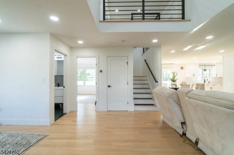 0058 26Th St, Fair Lawn Boro, NJ 07410