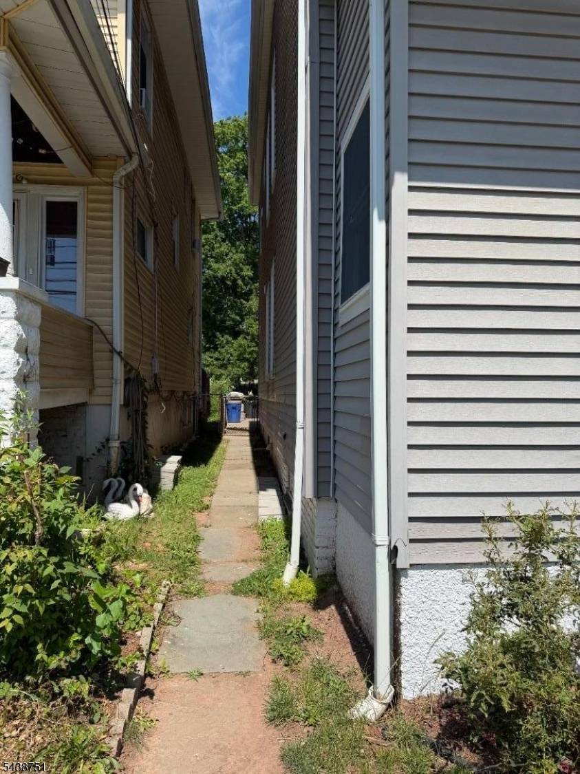 716 - 718 Monroe Ave, Elizabeth City, NJ 07201