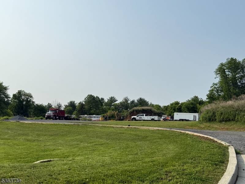 210 Belview Rd, Lopatcong Twp., NJ 08865
