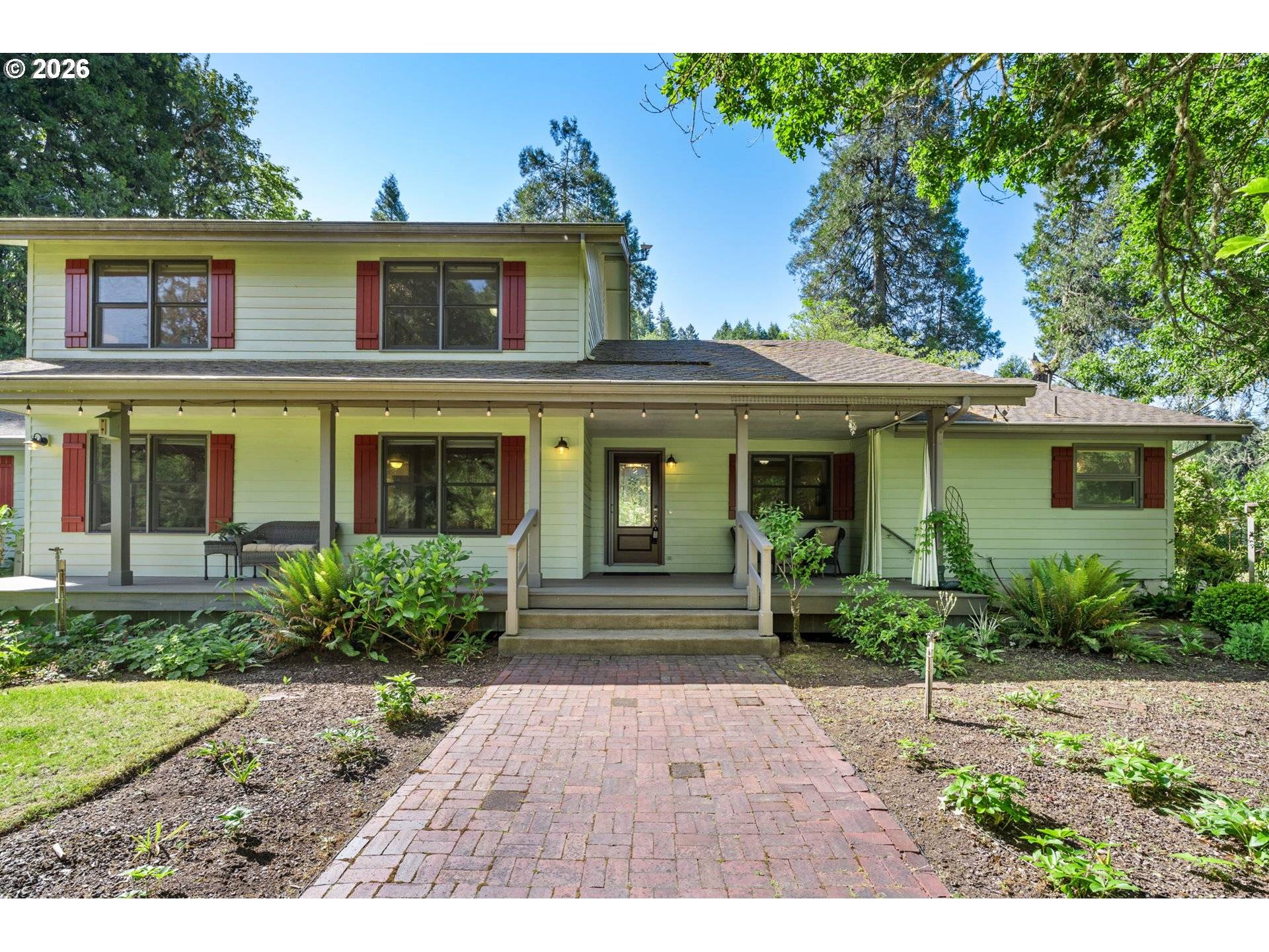 42086 HOLDEN CREEK LN, Springfield, OR 97478