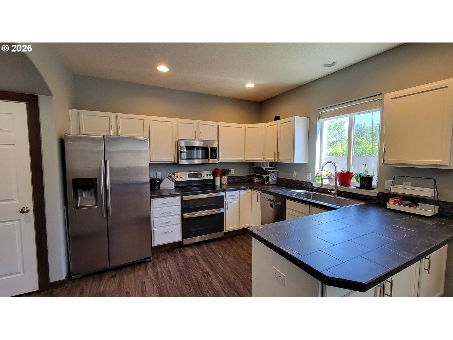 25206 IRENIC AVE, Veneta, OR 97487