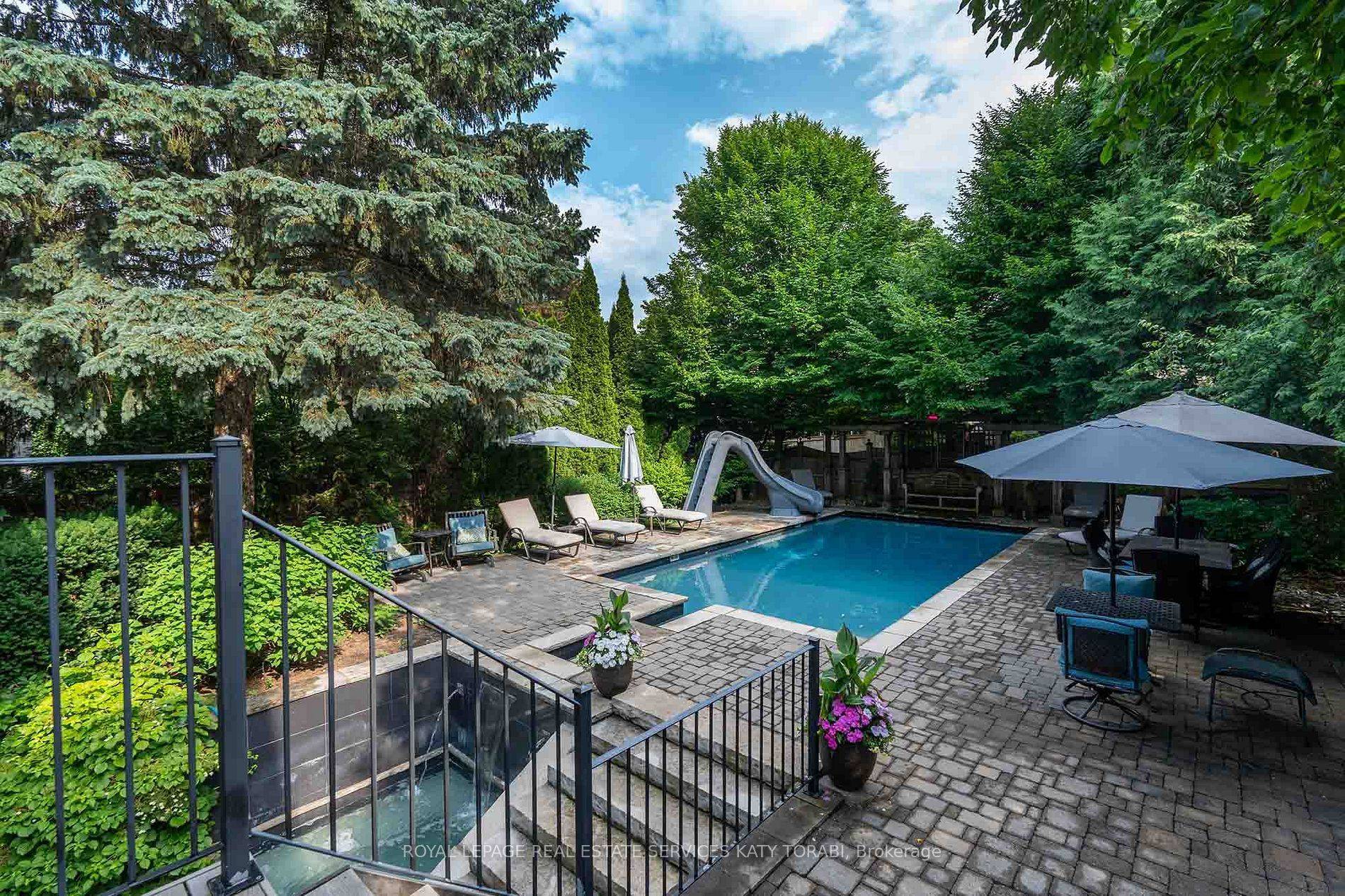 135 Buckingham AVE, Toronto C12, ON M4N 1R5