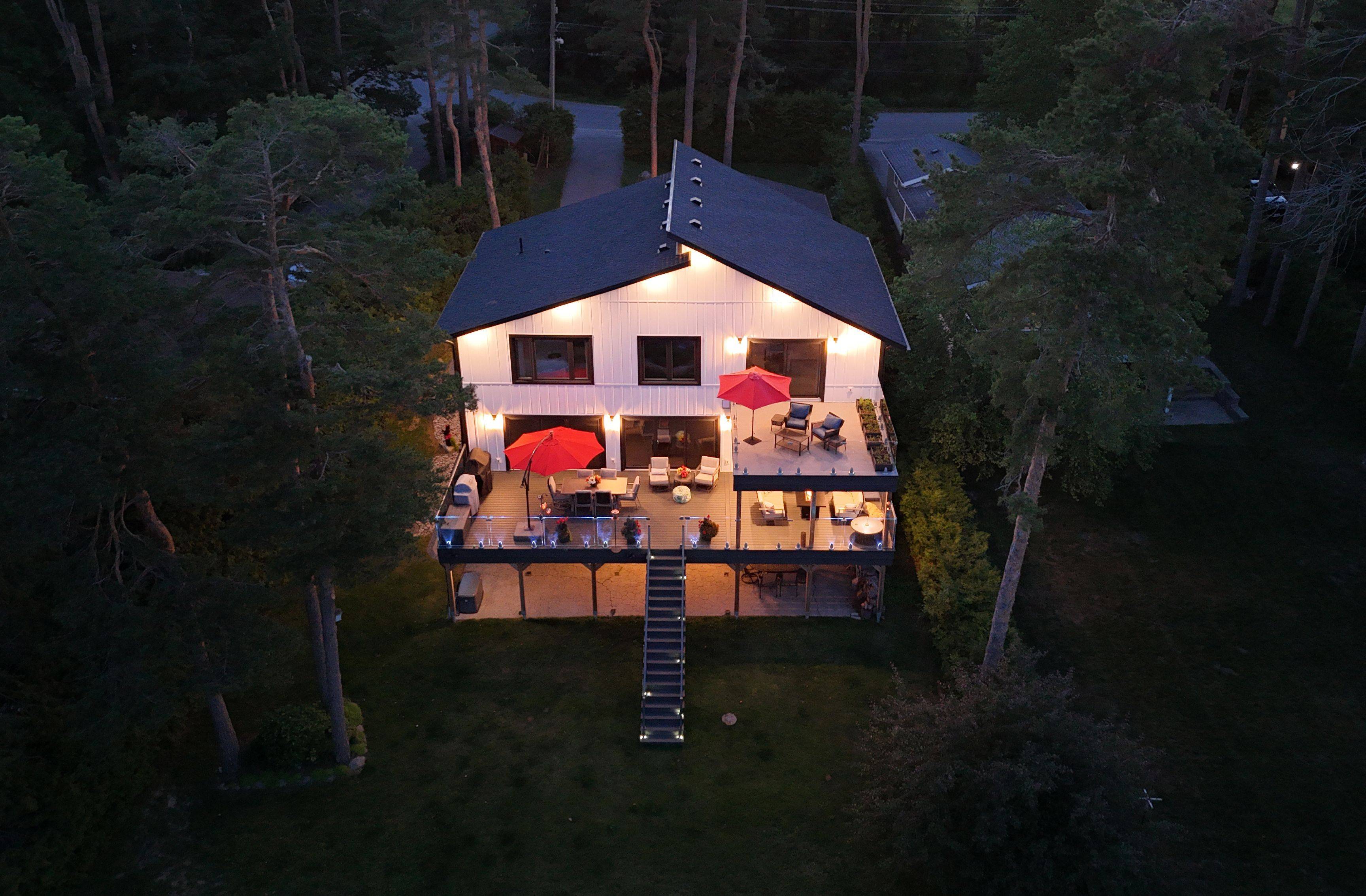 1189 Woodland DR, Oro-medonte, ON L3V 0R8