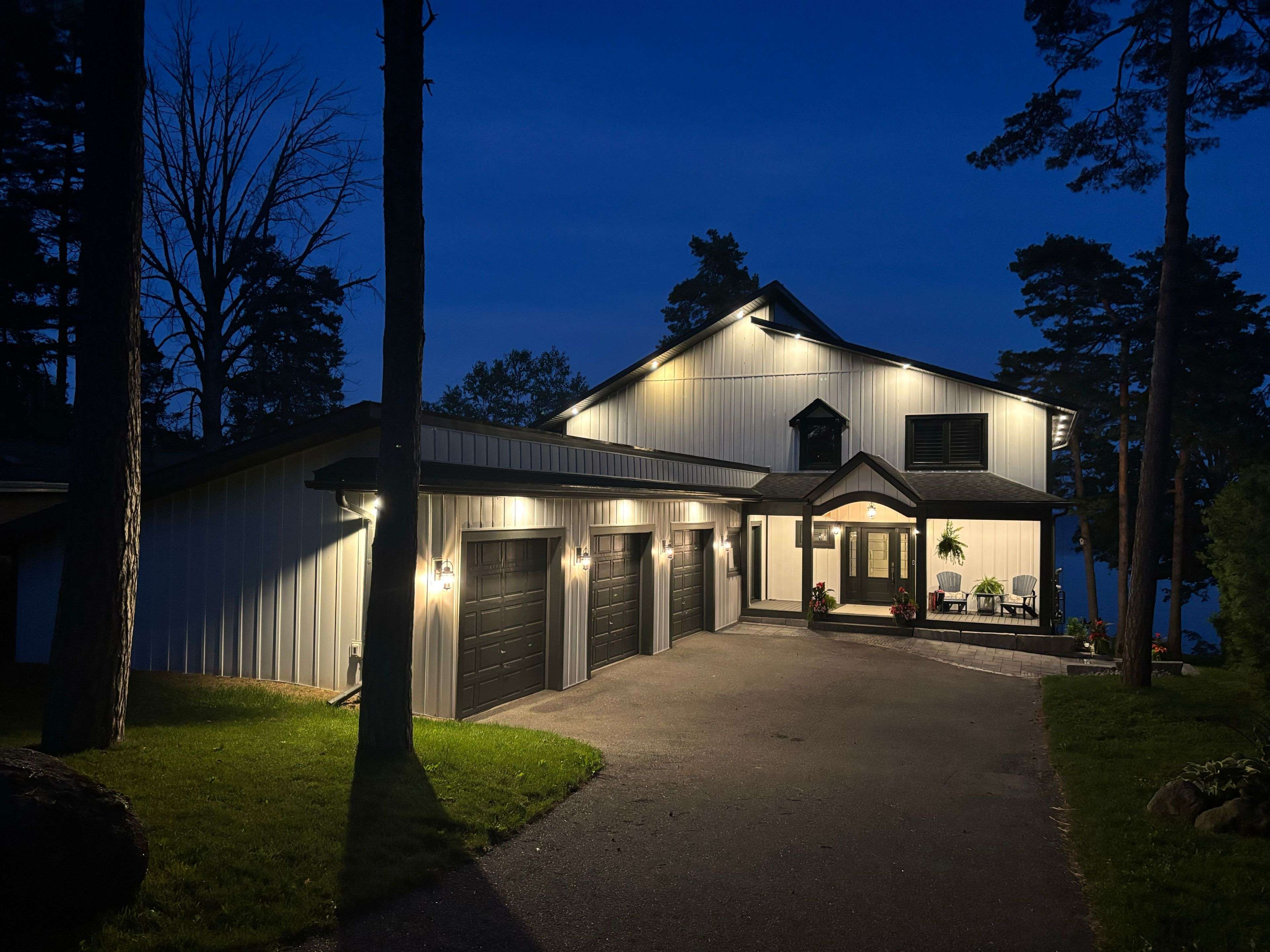 1189 Woodland DR, Oro-medonte, ON L3V 0R8