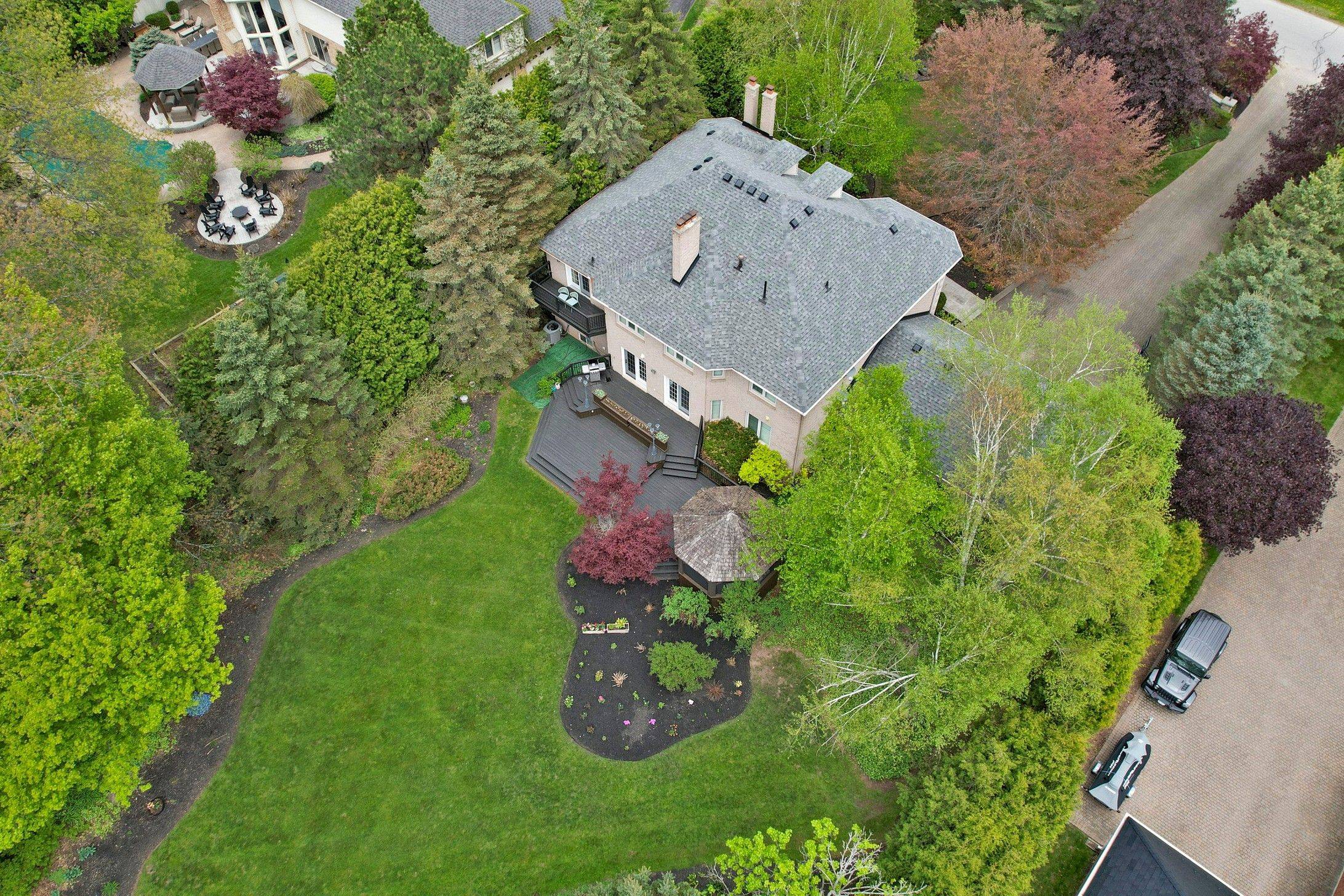 110 Crawford CRES, Milton, ON L0P 1B0