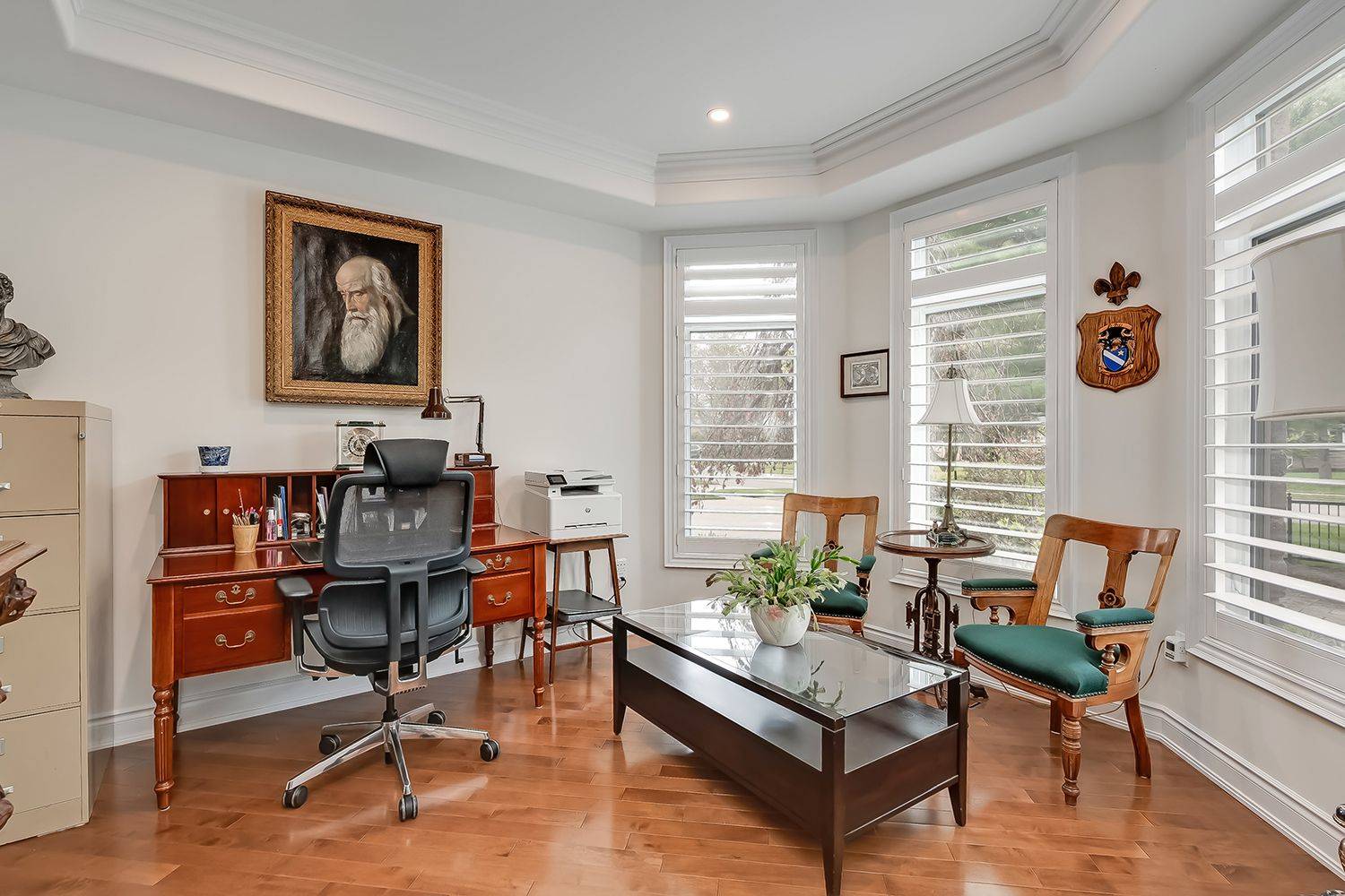 203 Burloak DR, Oakville, ON L6L 6T6