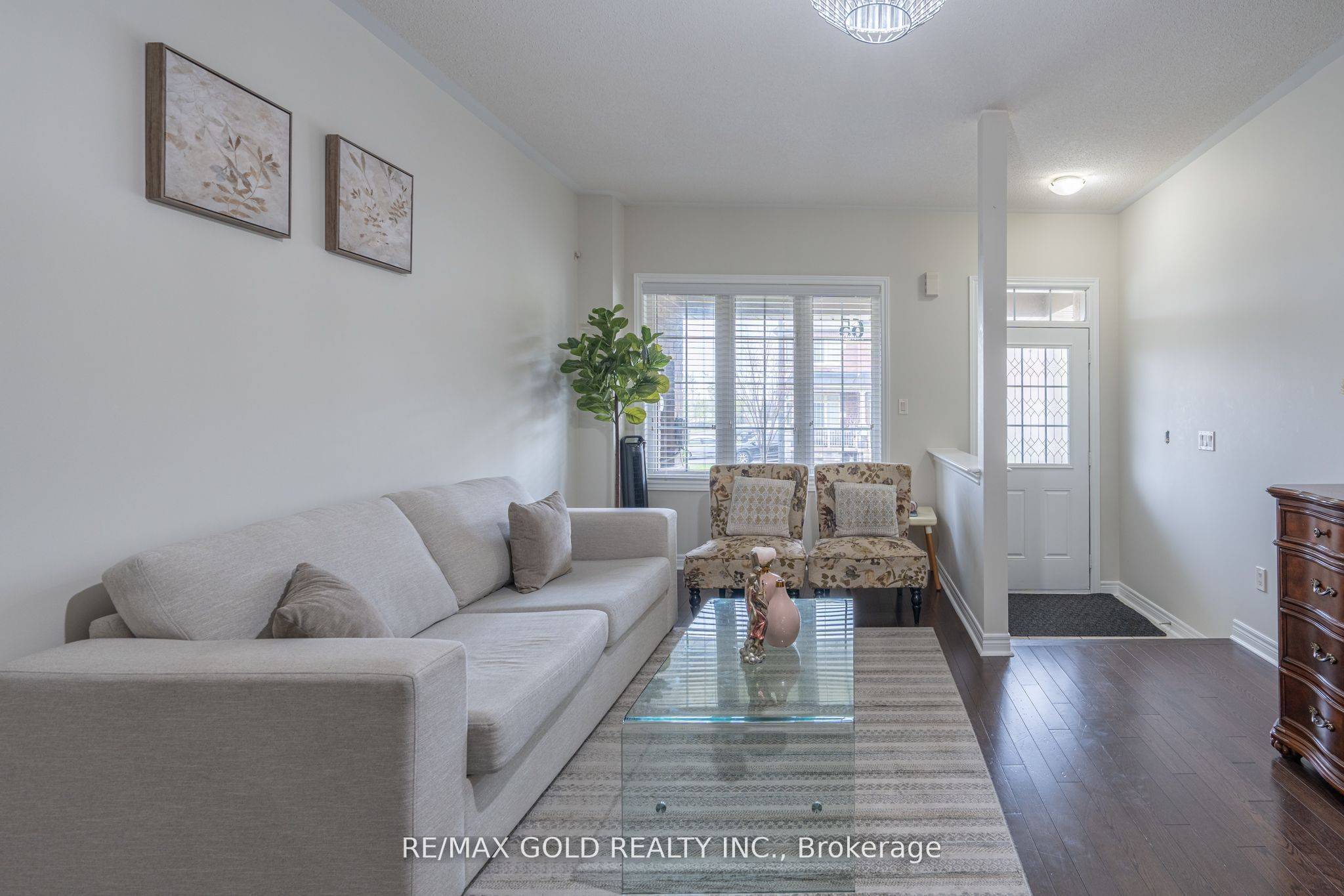65 Villadowns TRL, Brampton, ON L6R 3Y8