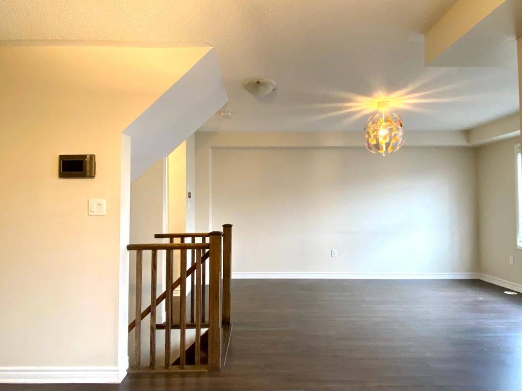 1621 Gainer CRES, Milton, ON L9T 8X9