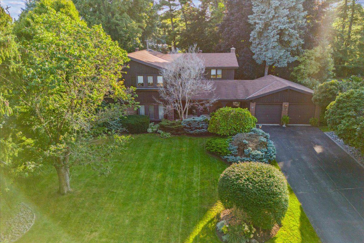 250 Gatestone AVE, Oakville, ON L6J 5R9
