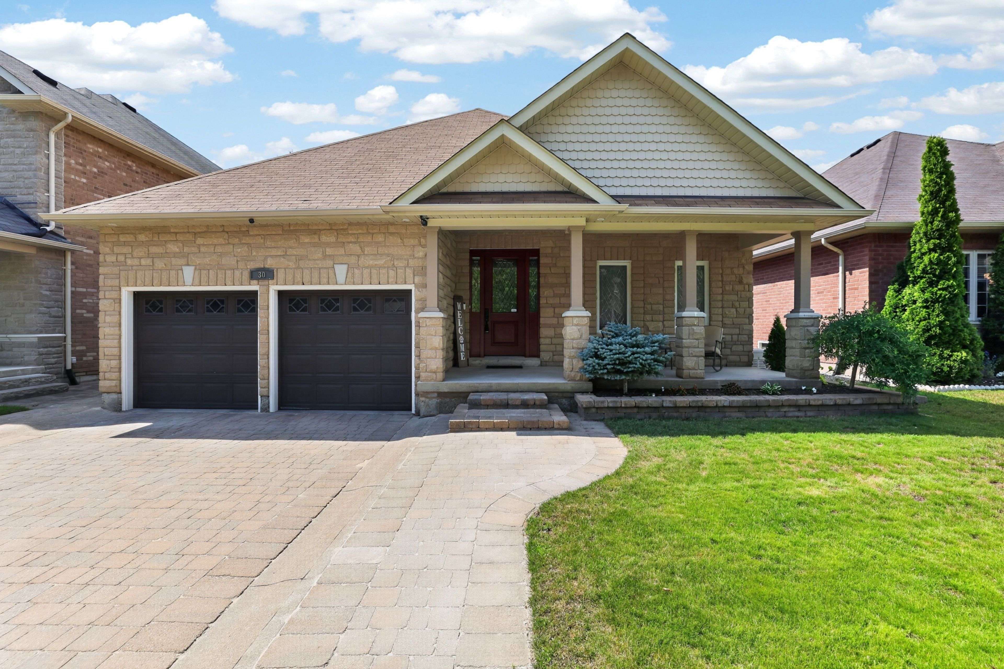 30 Borland CRES, Caledon, ON L7C 3M4