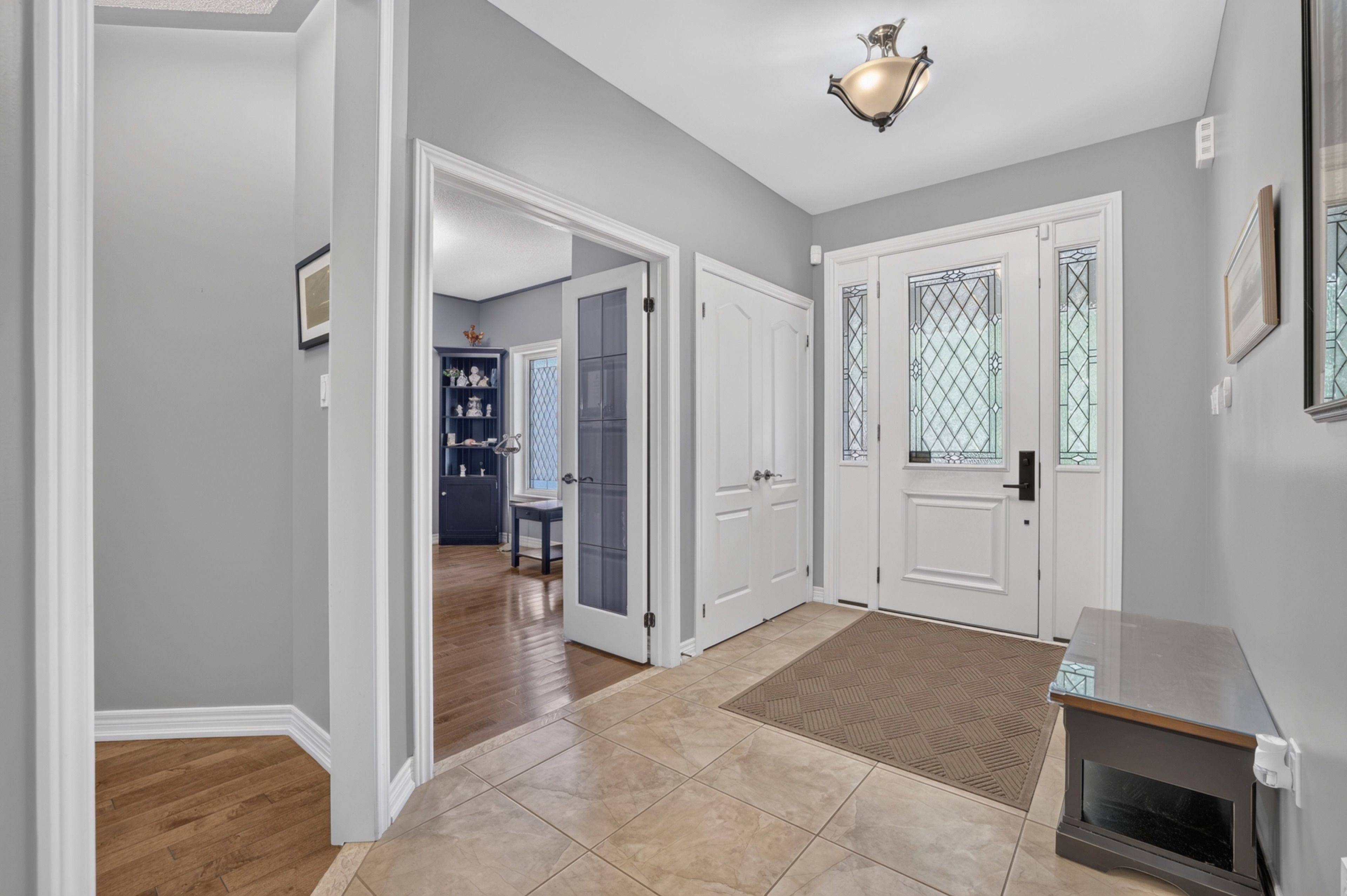 30 Borland CRES, Caledon, ON L7C 3M4
