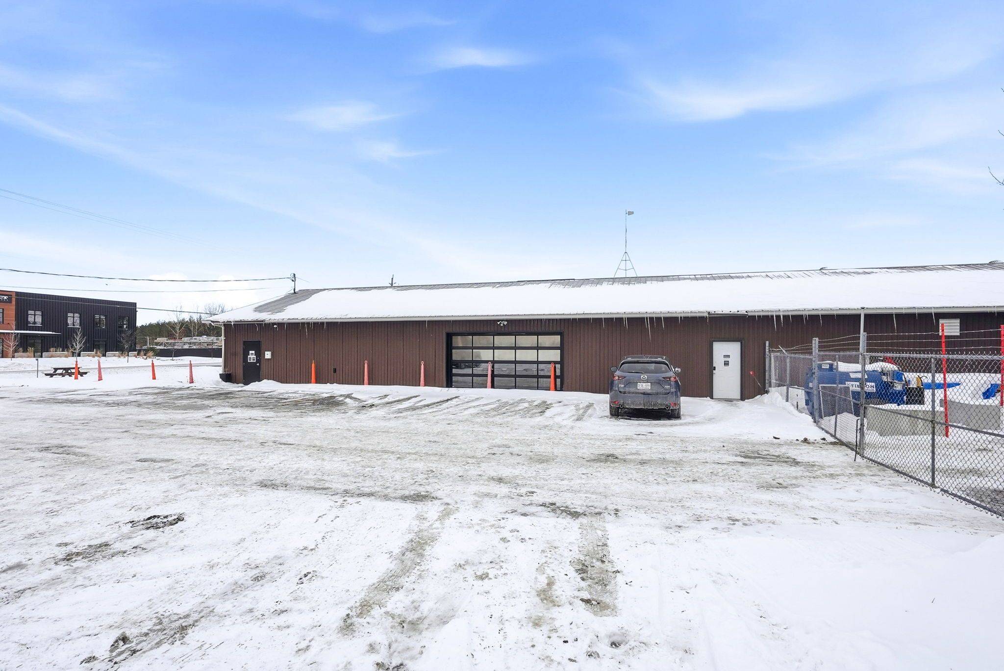 162 Wescar LN, Carp - Huntley Ward, ON K0A 1L0