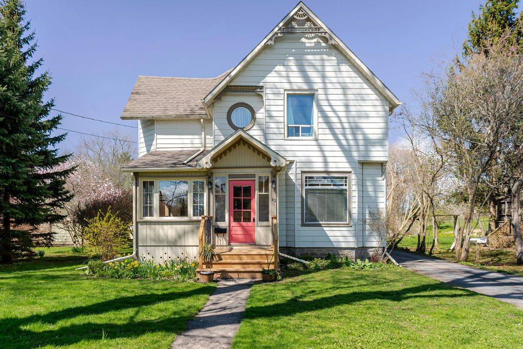 62 Consecon ST, Prince Edward County, ON K0K 3L0