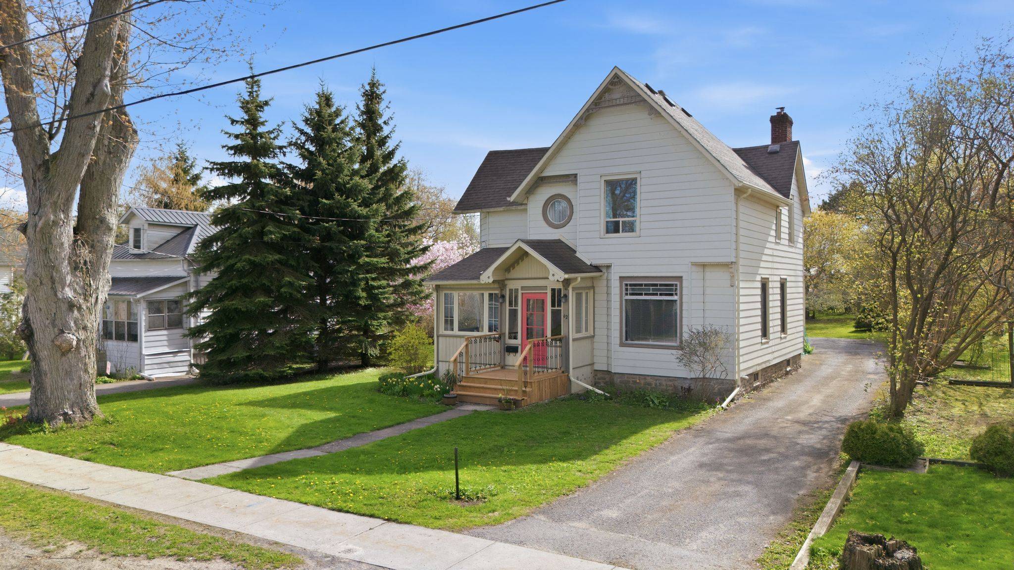 62 Consecon ST, Prince Edward County, ON K0K 3L0