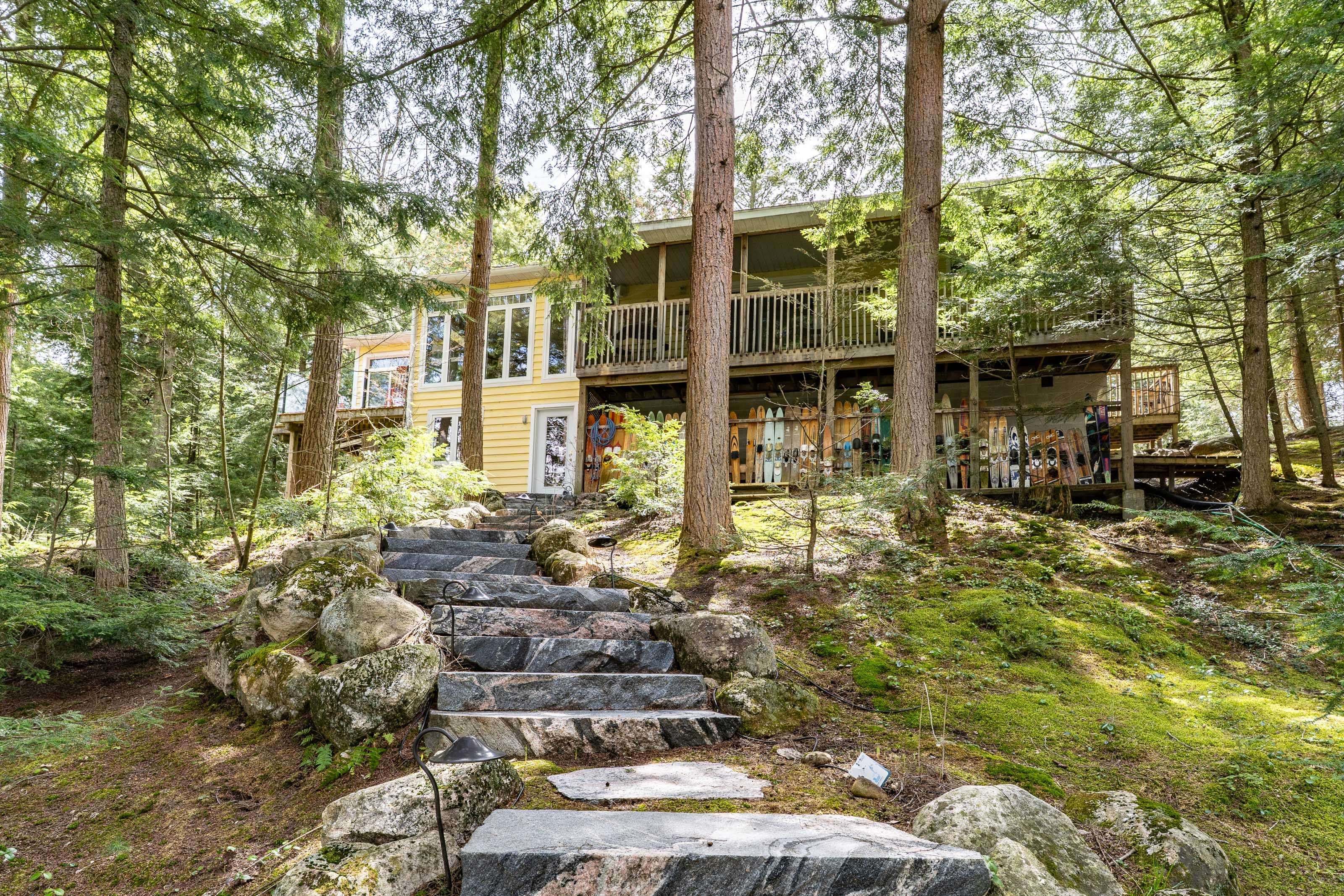 13-1630 Muskoka District Road 38 RD, Muskoka Lakes, ON P0C 1A0