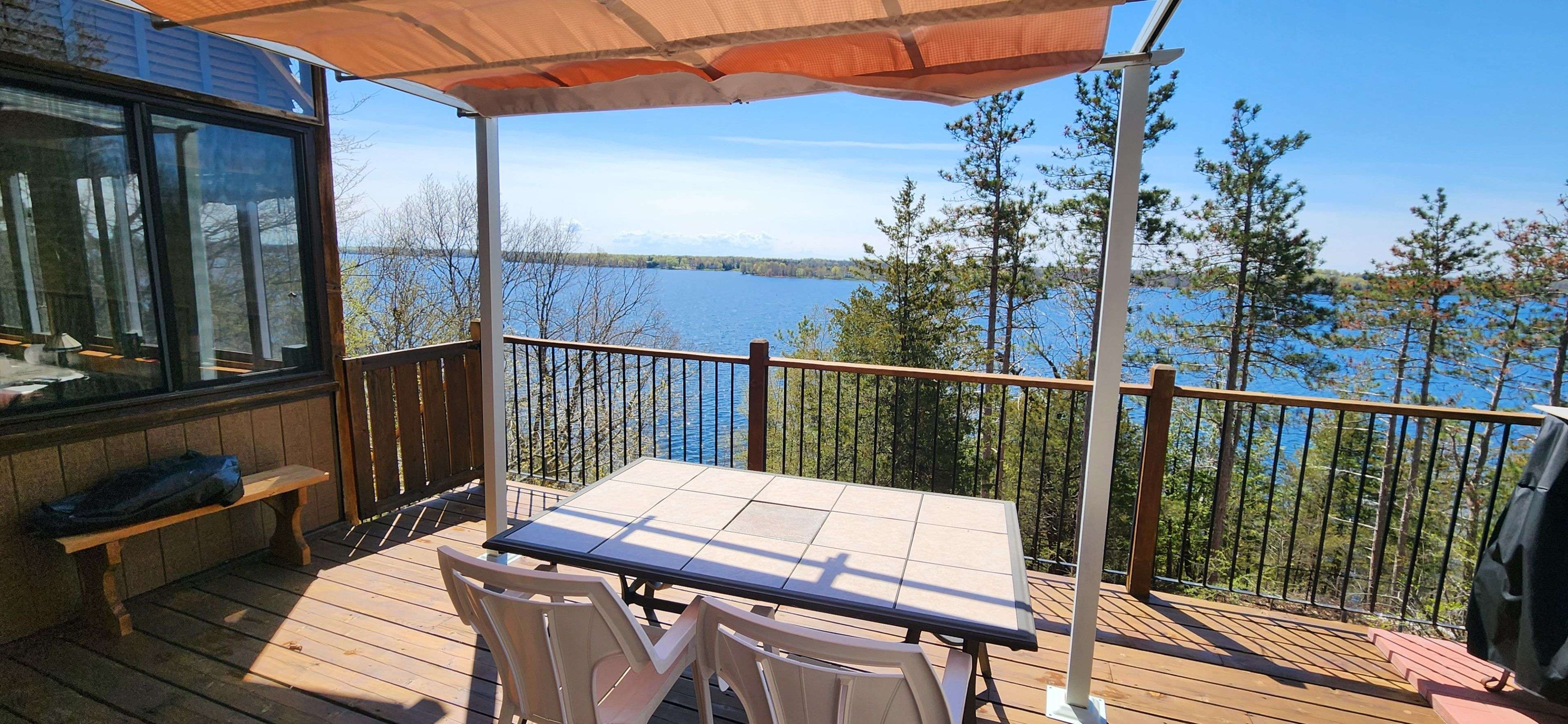 715 North Shore RD, Rideau Lakes, ON K0G 1X0
