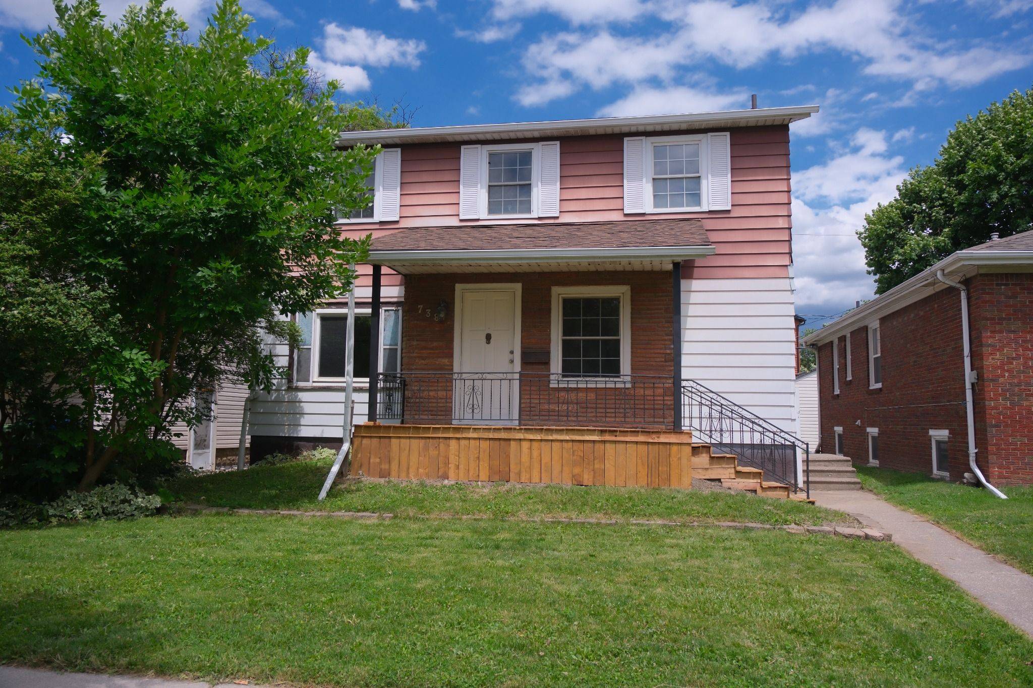 738 Randolph AVE, Windsor, ON N9B 2T8