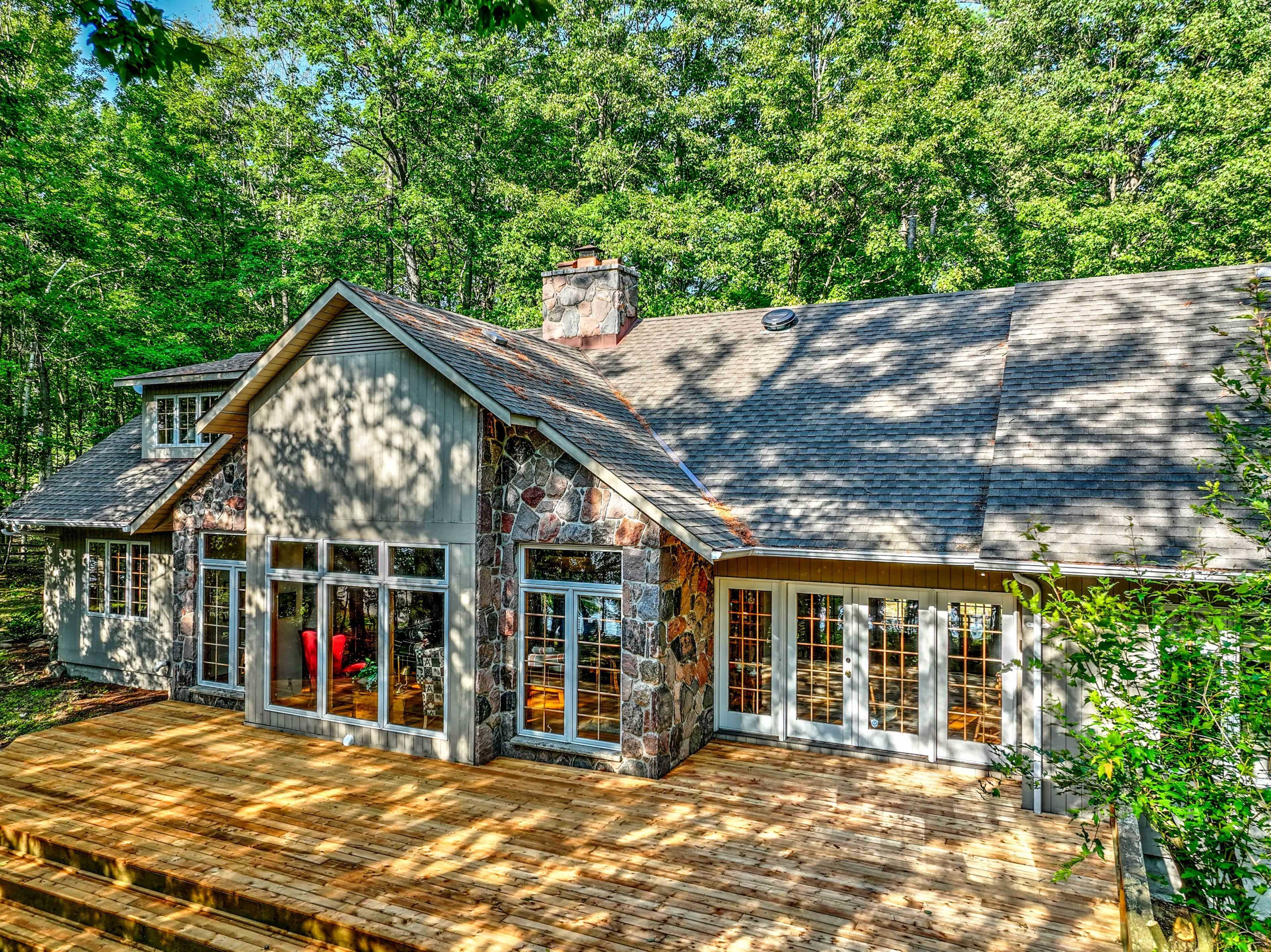 470 Indian Point RD, Kawartha Lakes, ON K0M 1K0