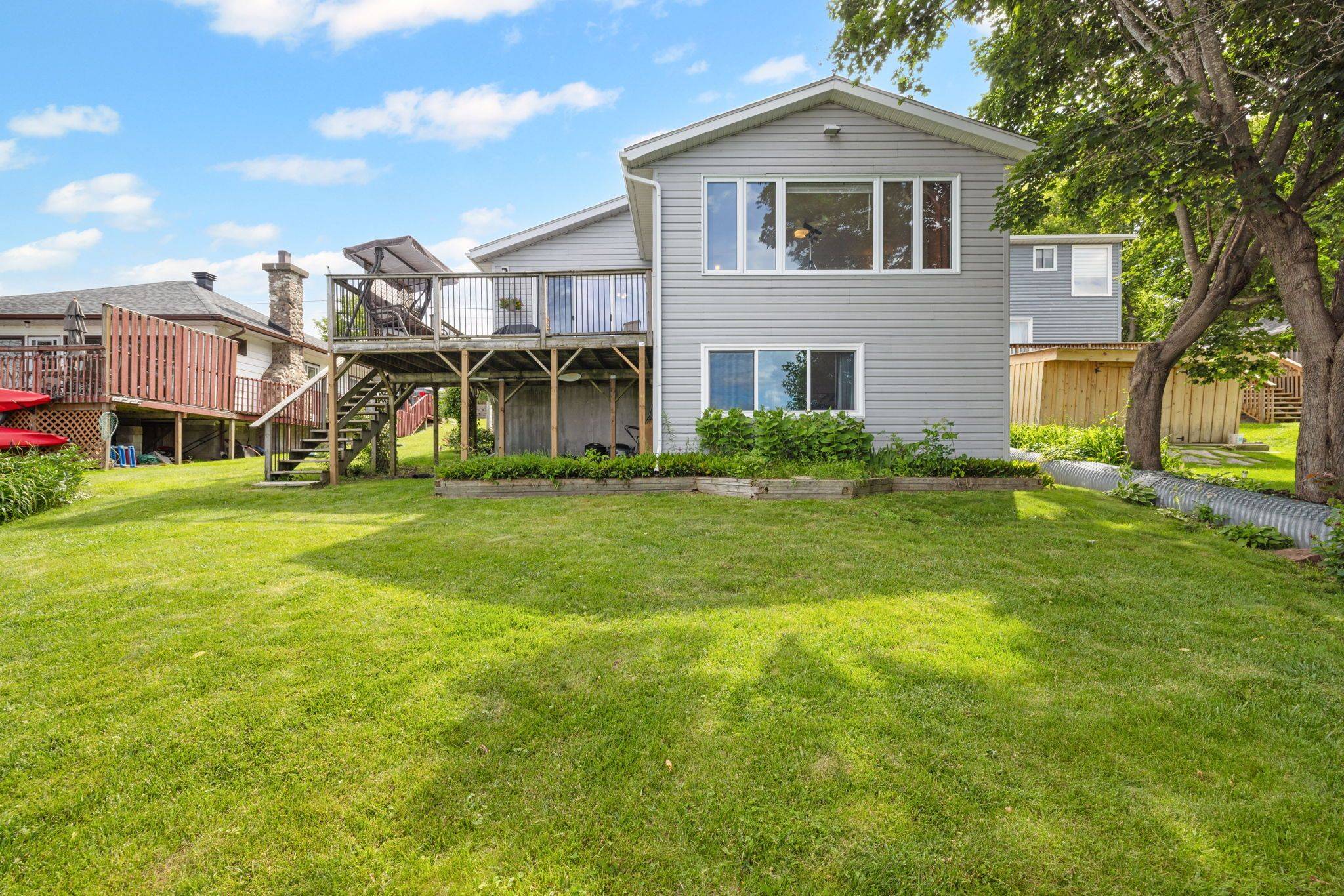 46 Mulville Bay LN, Westport, ON K0G 1X0