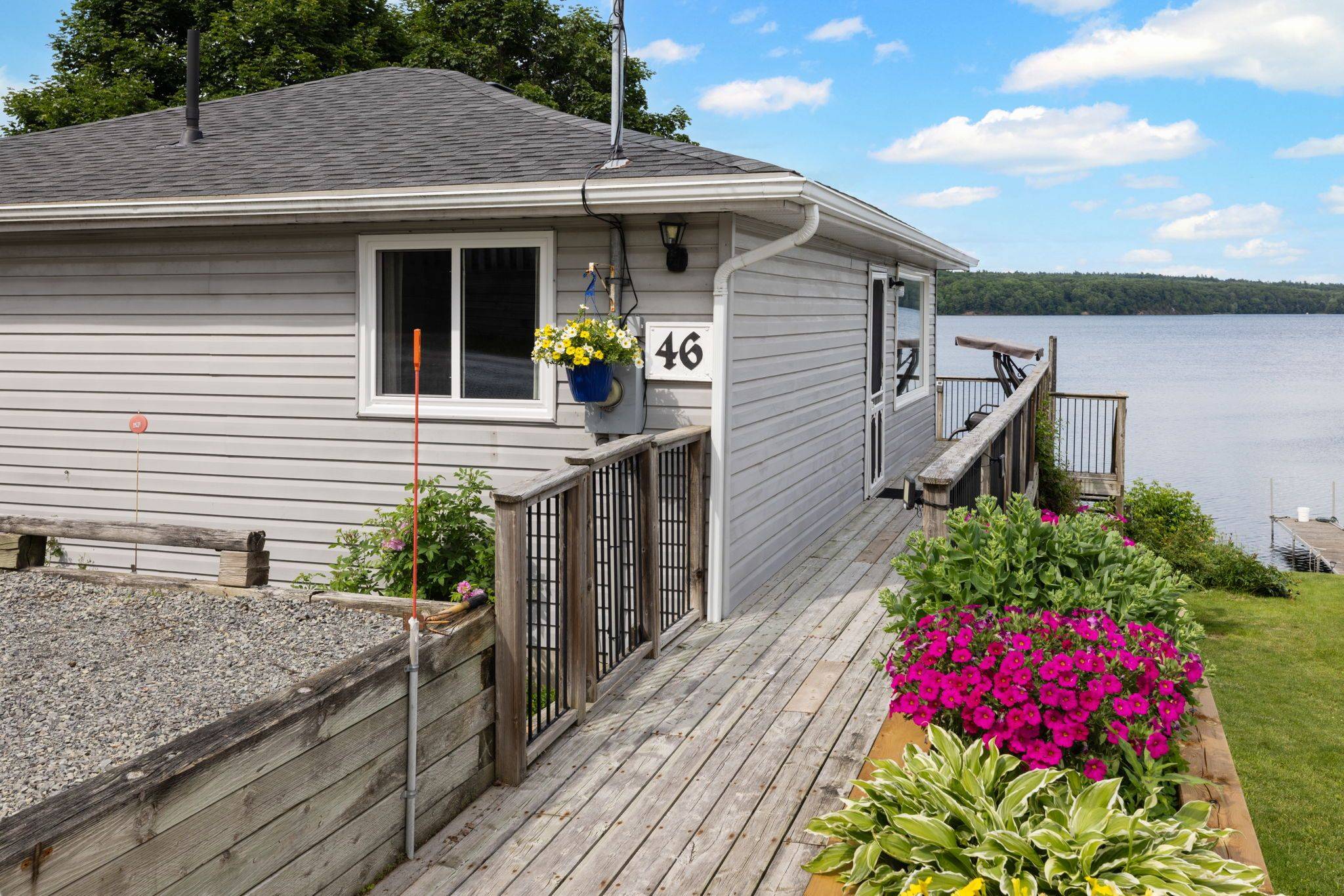 46 Mulville Bay LN, Westport, ON K0G 1X0