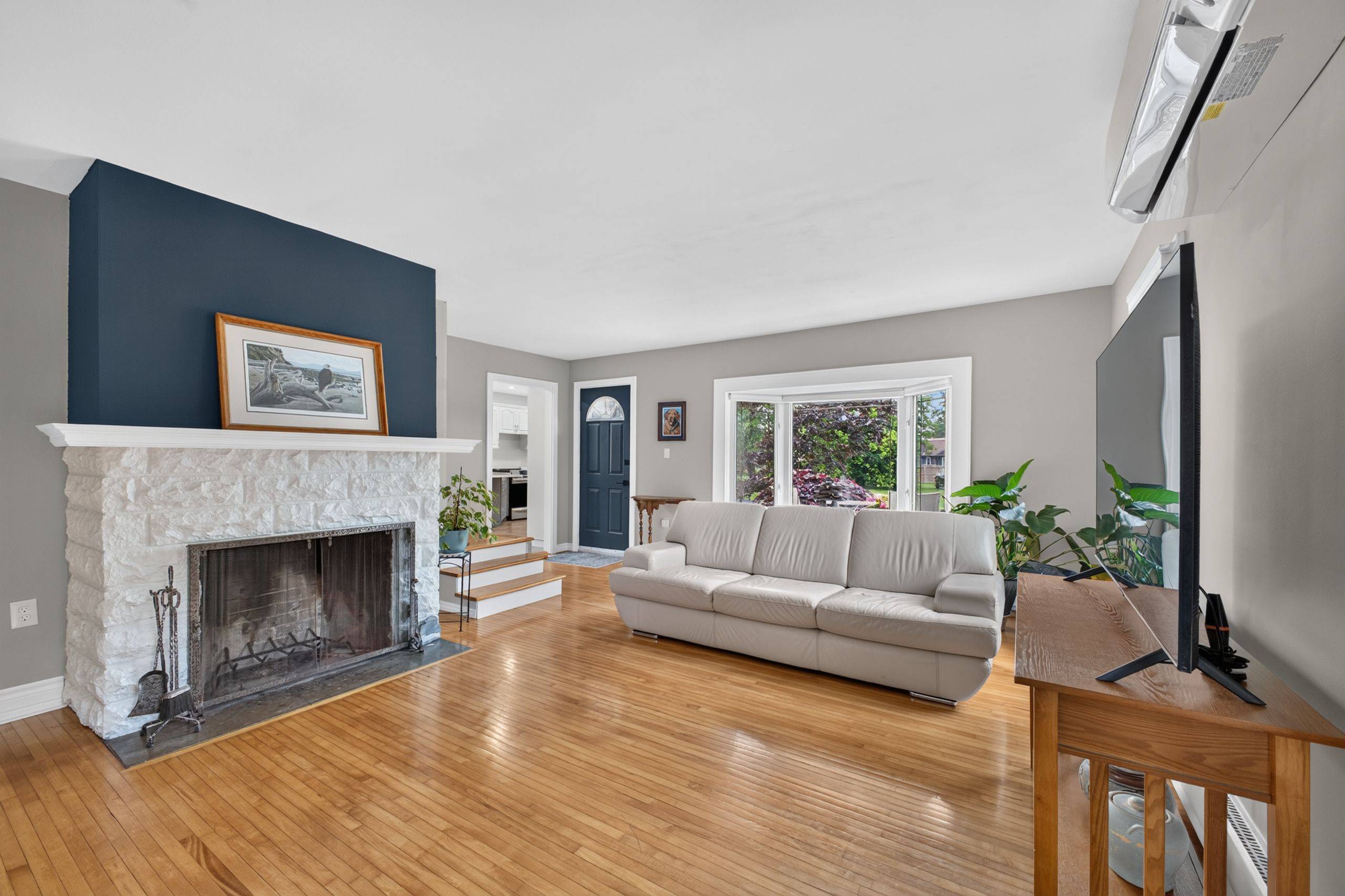 316 Leask AVE, Fort Erie, ON L2A 4L4
