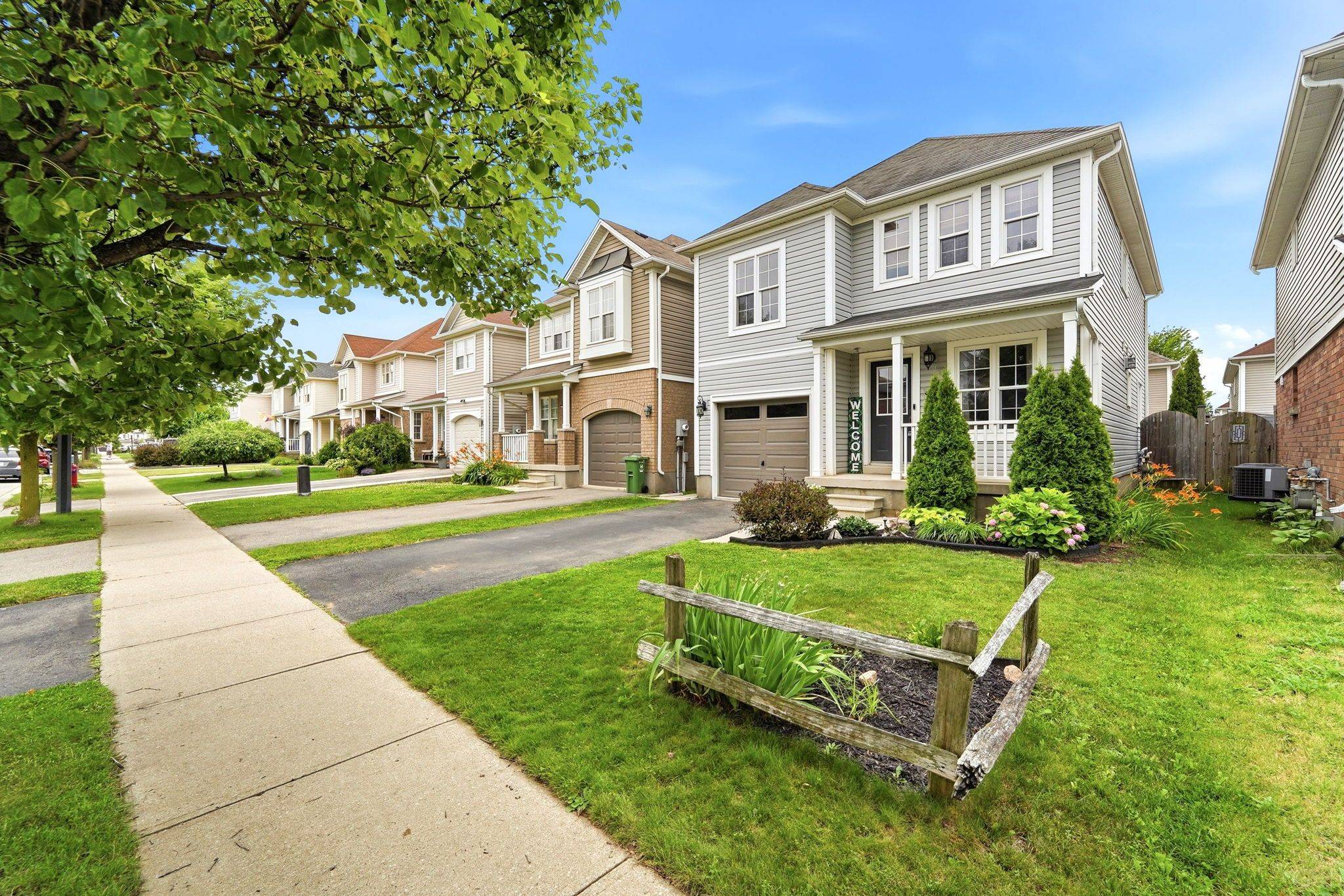 79 Cleghorn DR, Hamilton, ON L0R 1C0