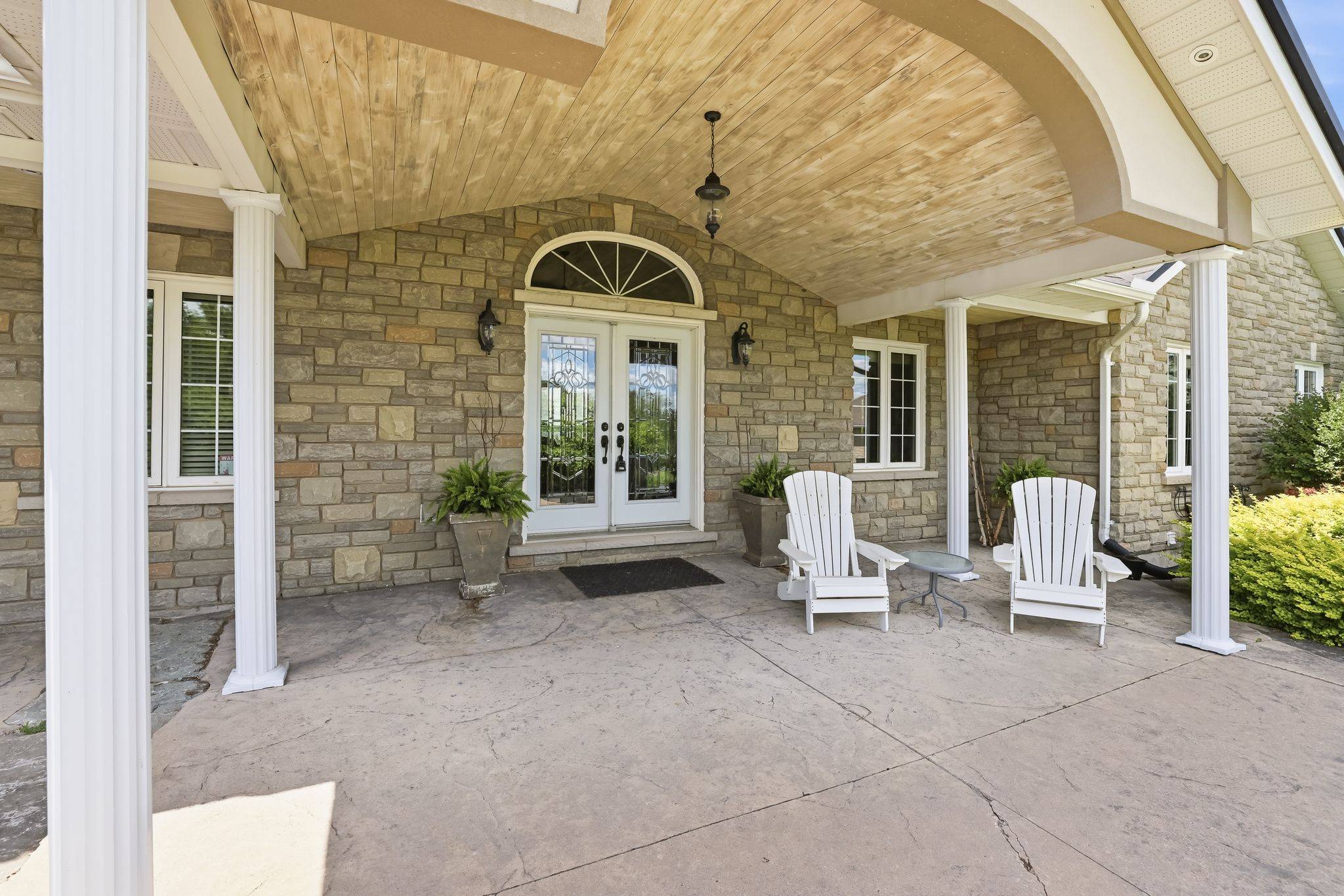 1674 Morris AVE, Selwyn, ON K0L 1T0