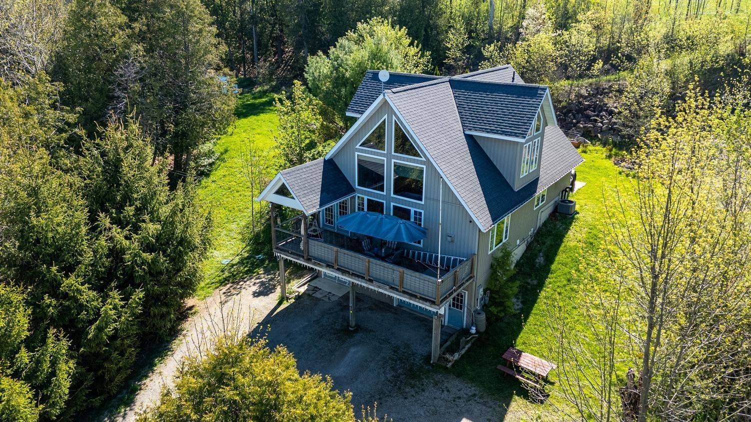 501192 Grey 1 RD, Georgian Bluffs, ON N0H 2T0