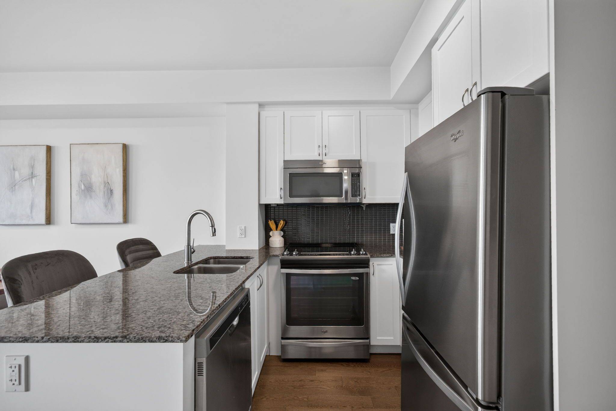 1035 Bank ST #1501, Glebe - Ottawa East And Area, ON K1H 7R1