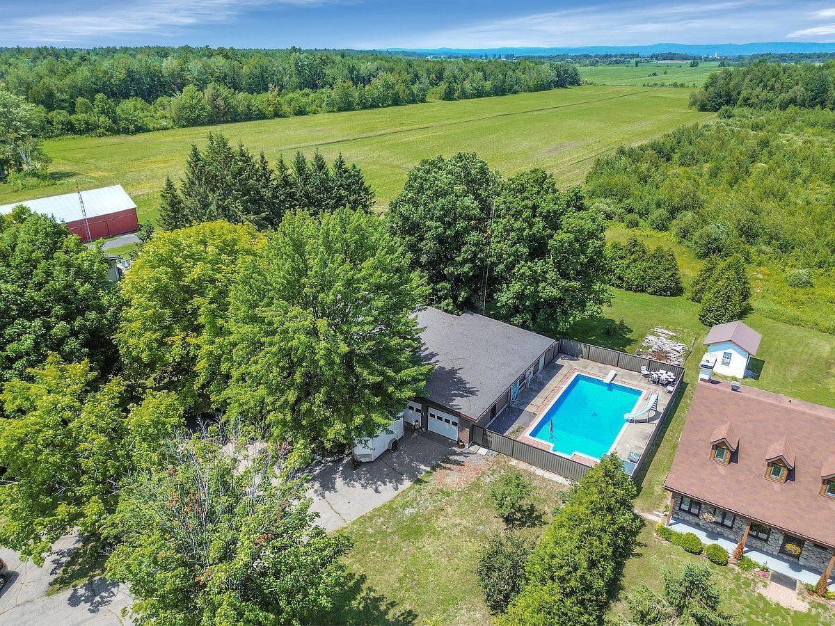 4866 County Road 17 RD, Alfred And Plantagenet, ON K0B 1A0