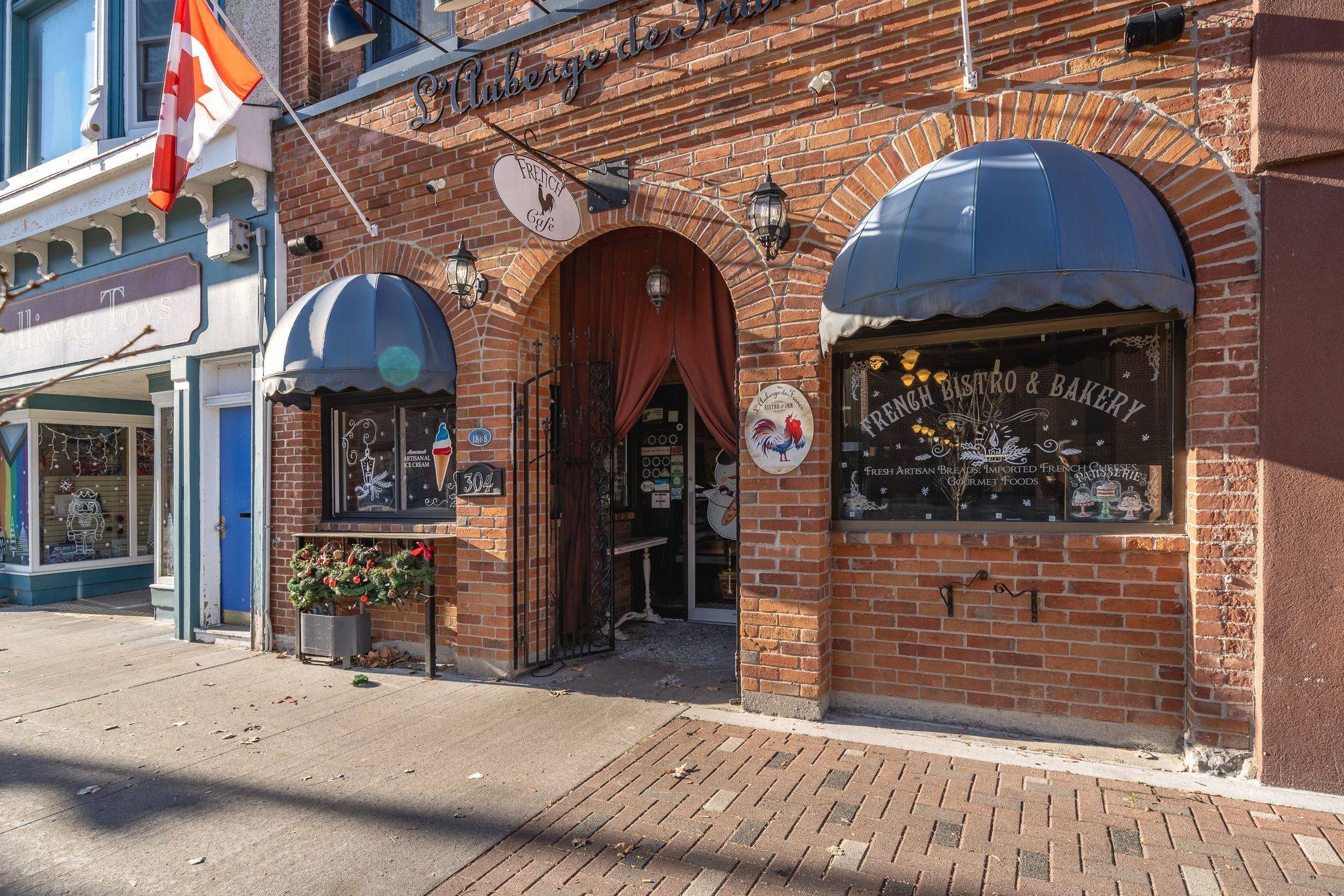 304 Front ST, Belleville, ON K8N 2Z8