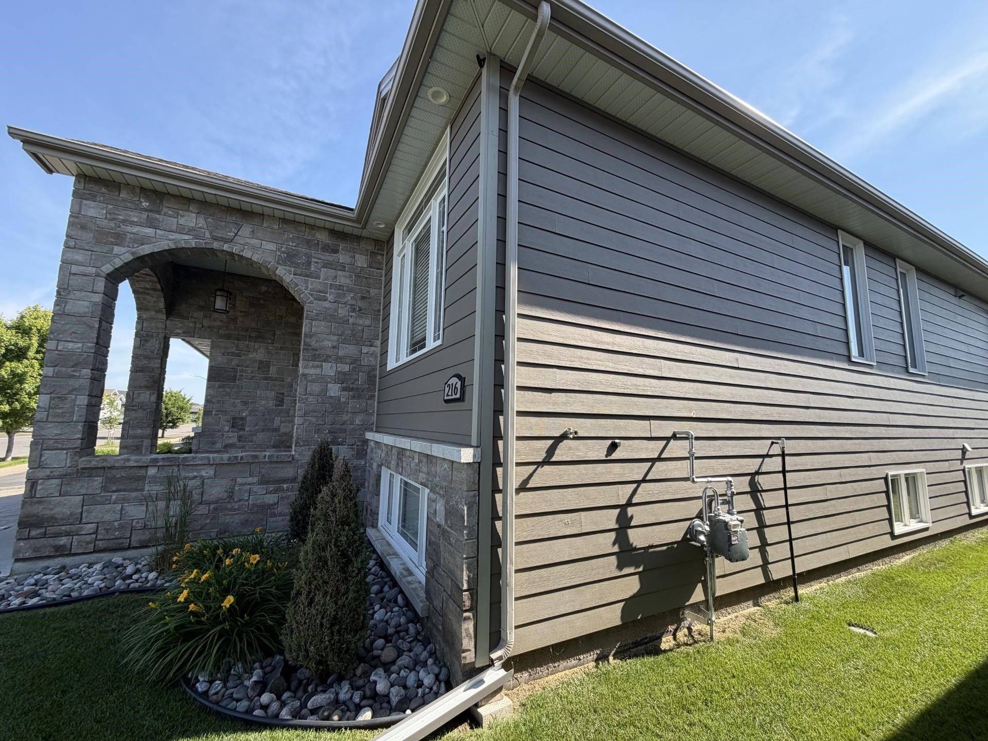 216 Cougar CRES, Thunder Bay, ON P7C 0B2