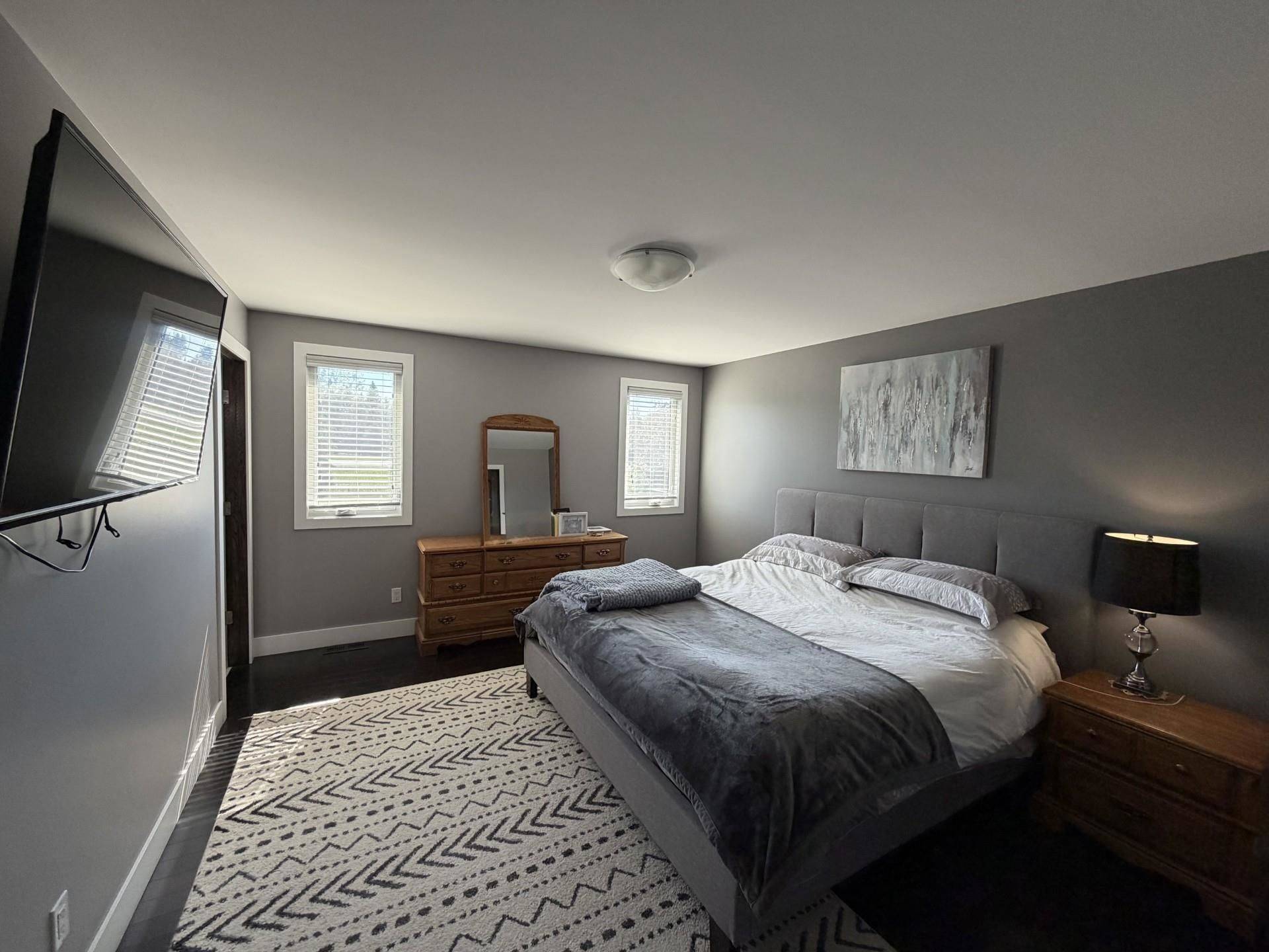 216 Cougar CRES, Thunder Bay, ON P7C 0B2