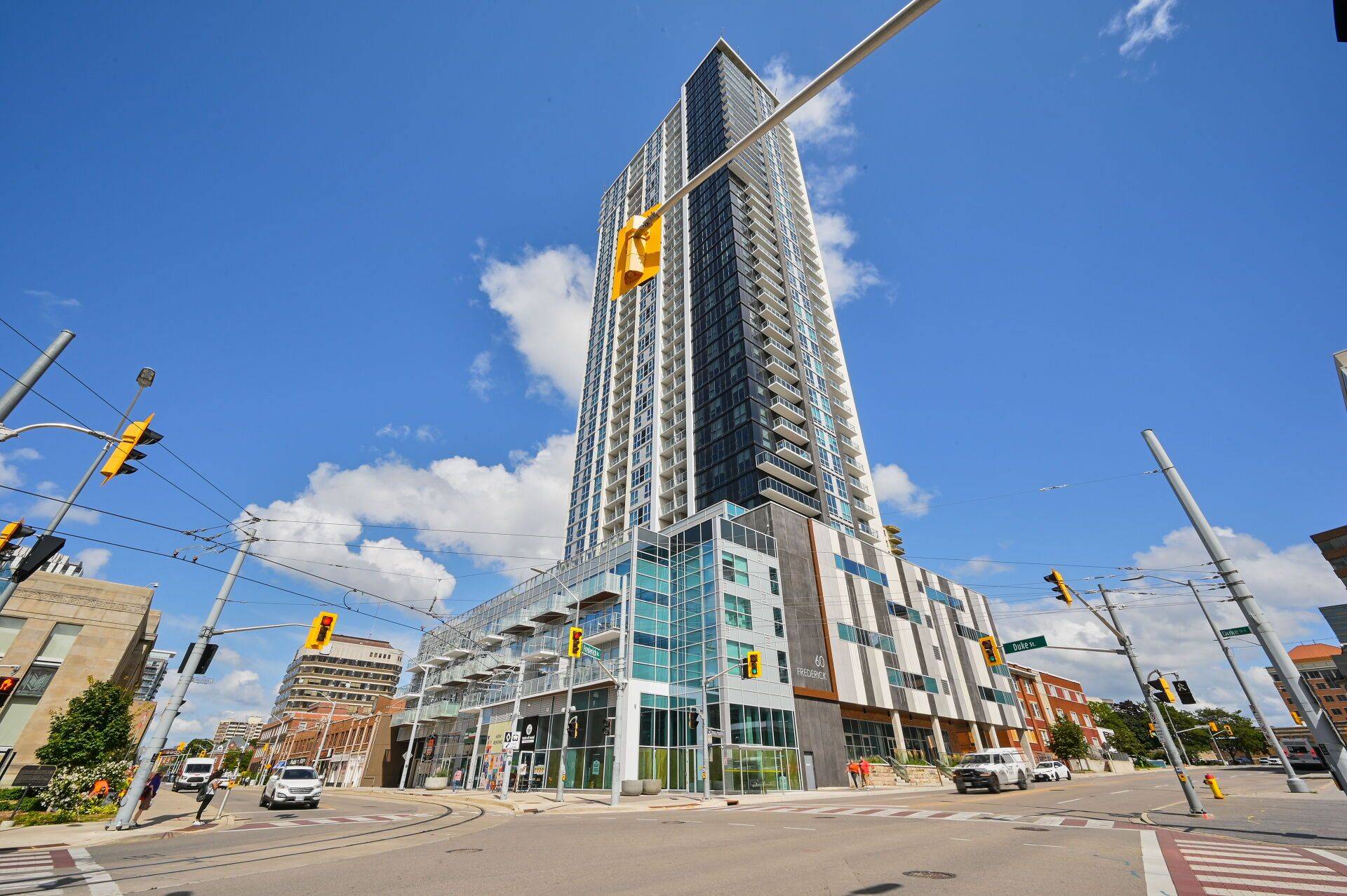 60 Frederick ST #1209, Kitchener, ON N2H 0C7