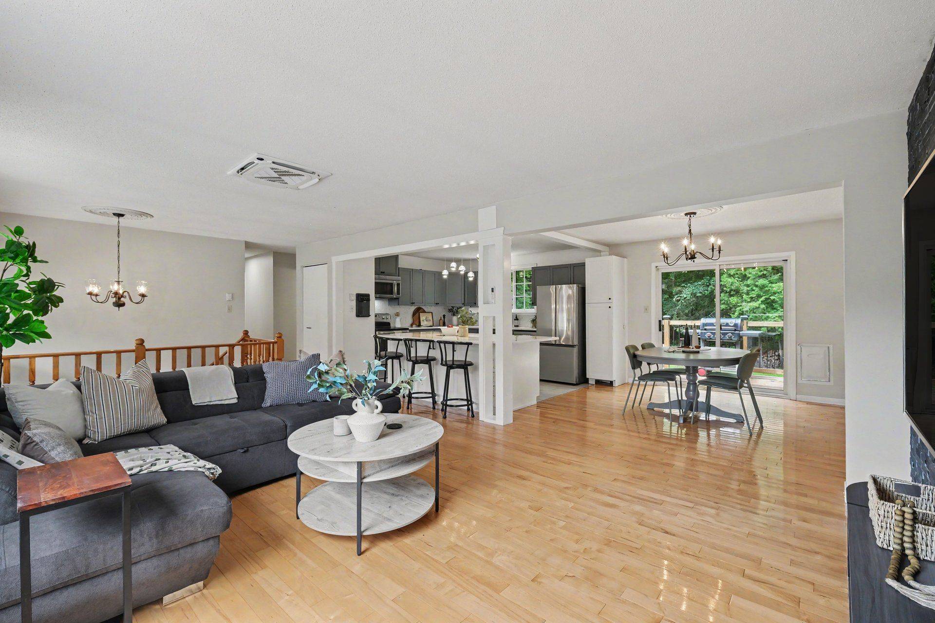 2985 Mcgovern RD E, North Grenville, ON K0G 1J0